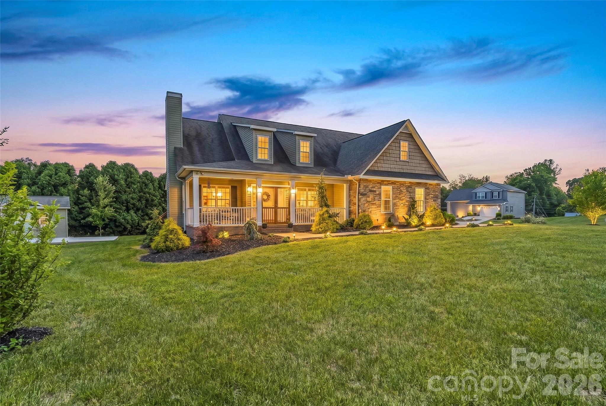 2103 Olde Pond Court Property Photo 1