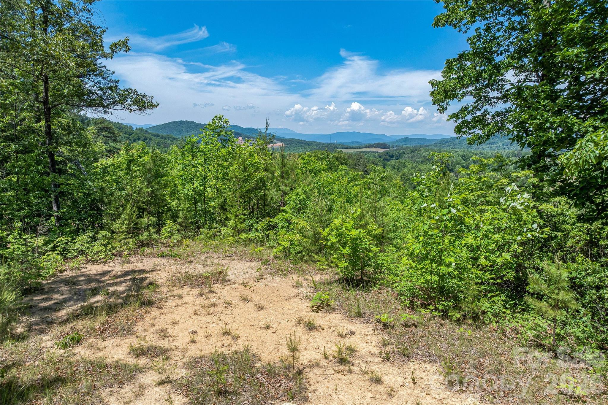 180 Fat Wall Road Property Photo 2