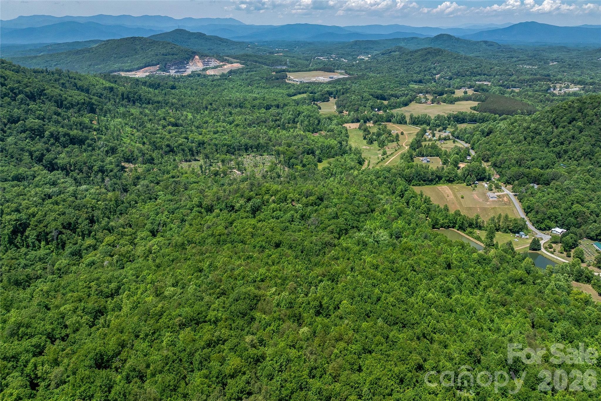 180 Fat Wall Road Property Photo 6