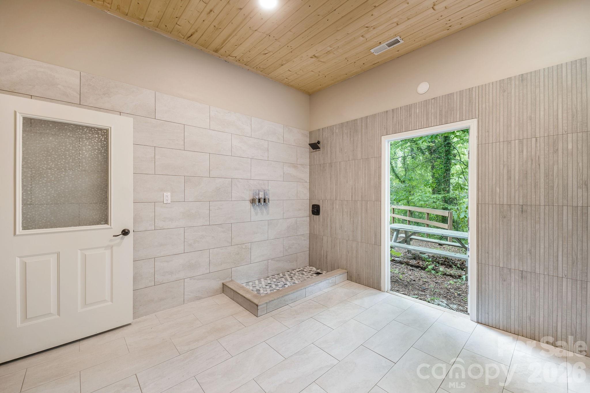 364 Weaverville Road Property Photo 23