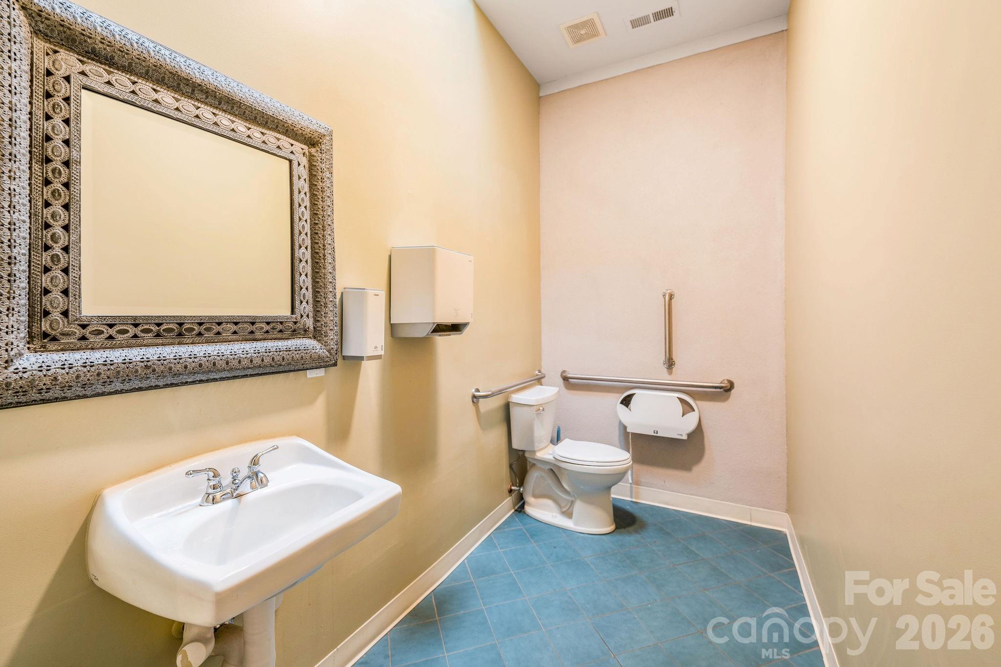 364 Weaverville Road Property Photo 29
