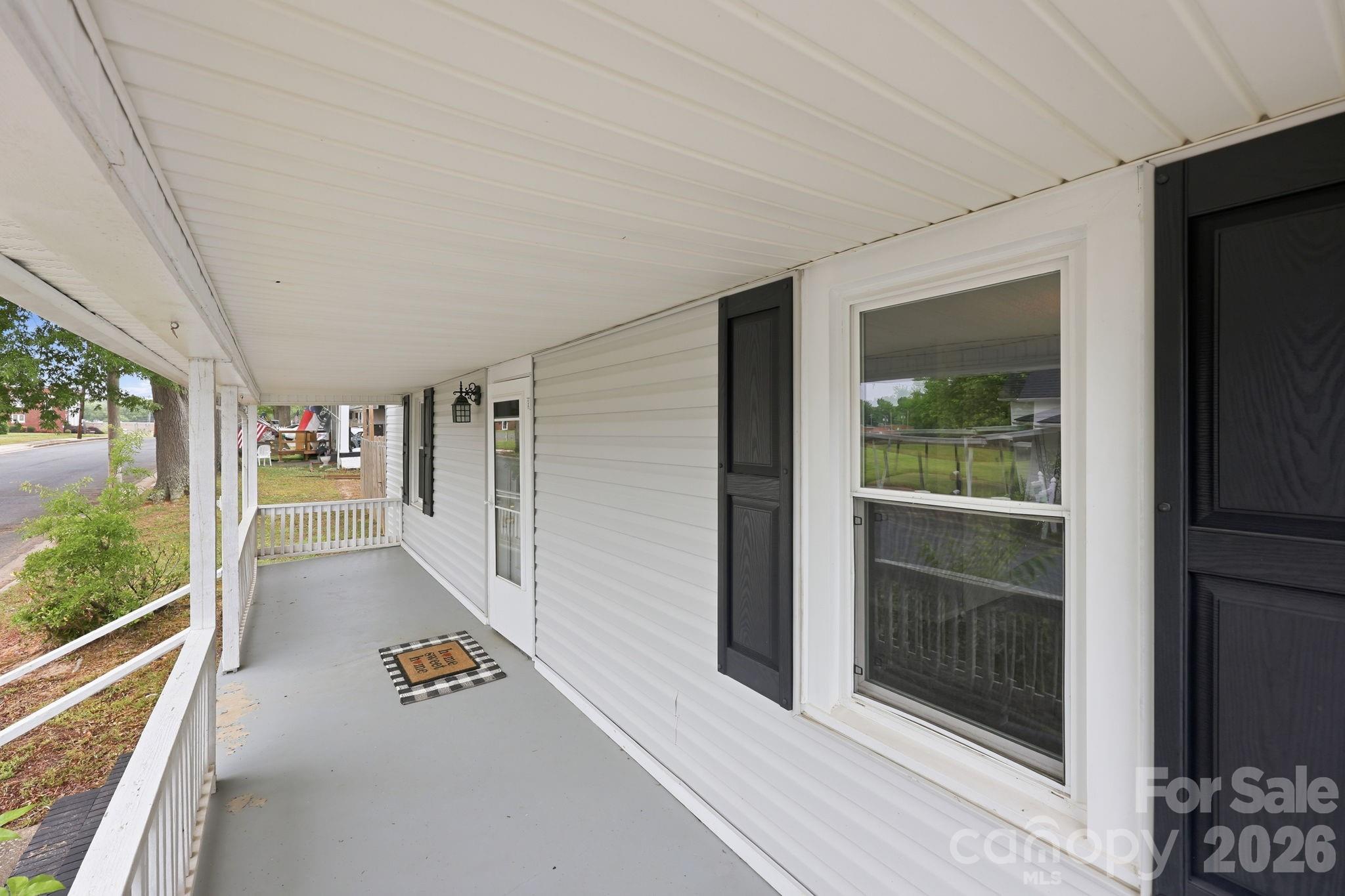 904 Mill Street Property Photo 3