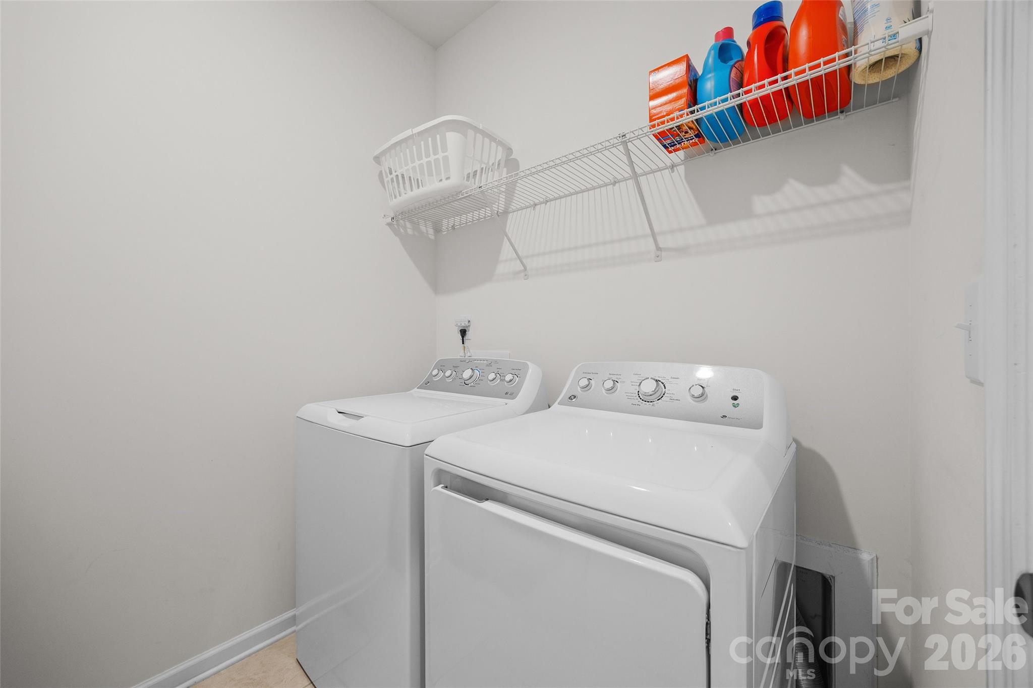 625 Amber Meadows Way Property Photo 17