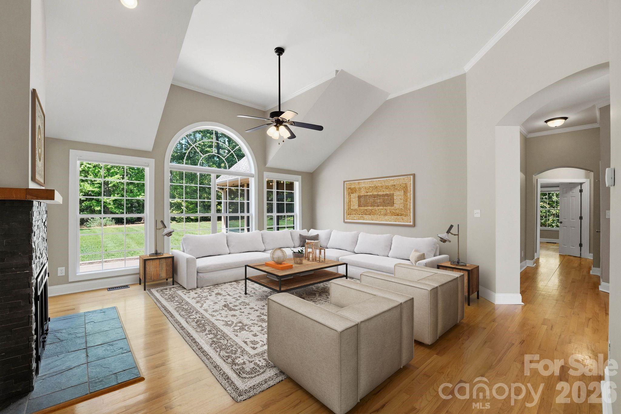 2605 Penngate Drive Property Photo 8