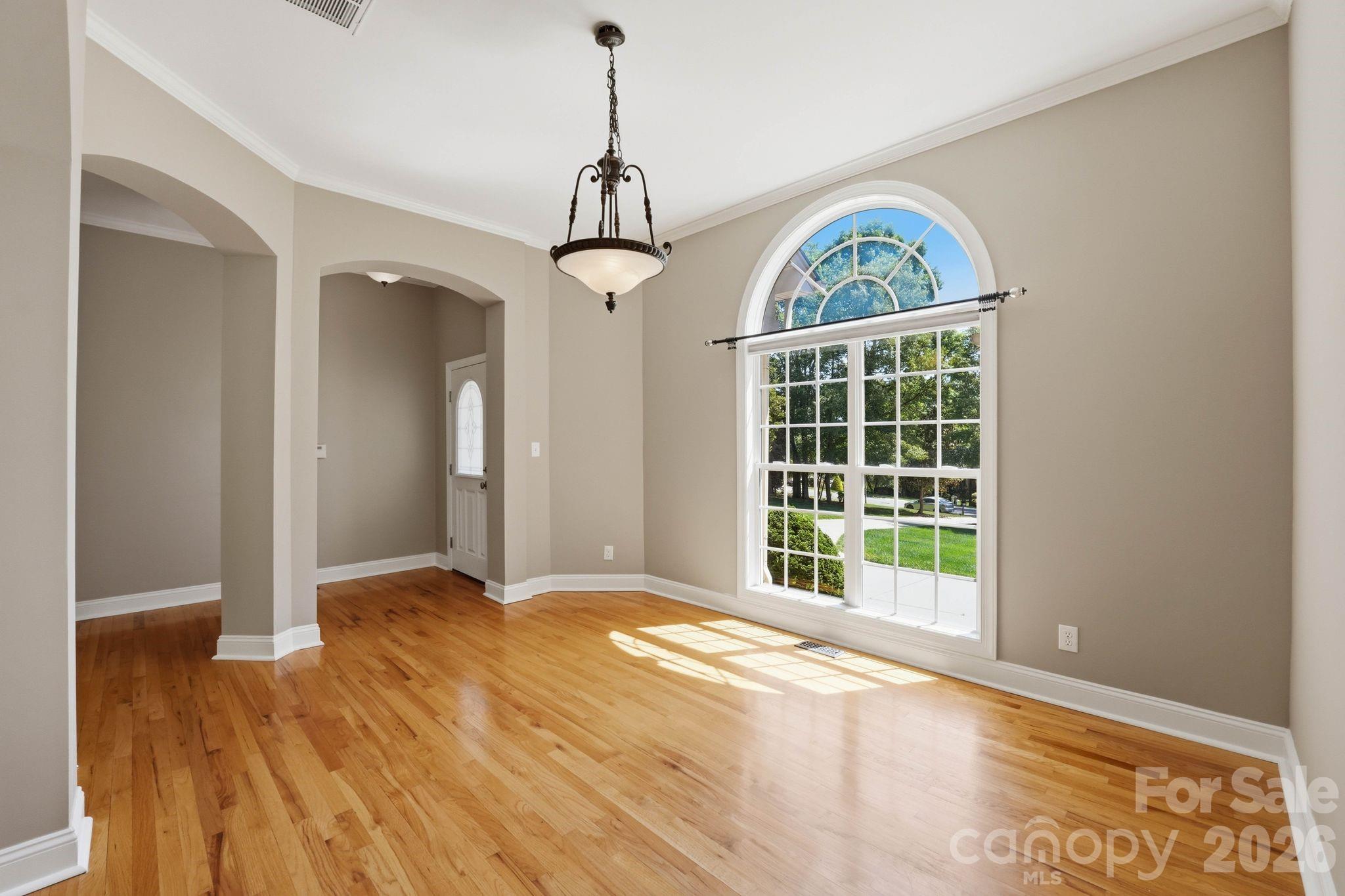 2605 Penngate Drive Property Photo 12
