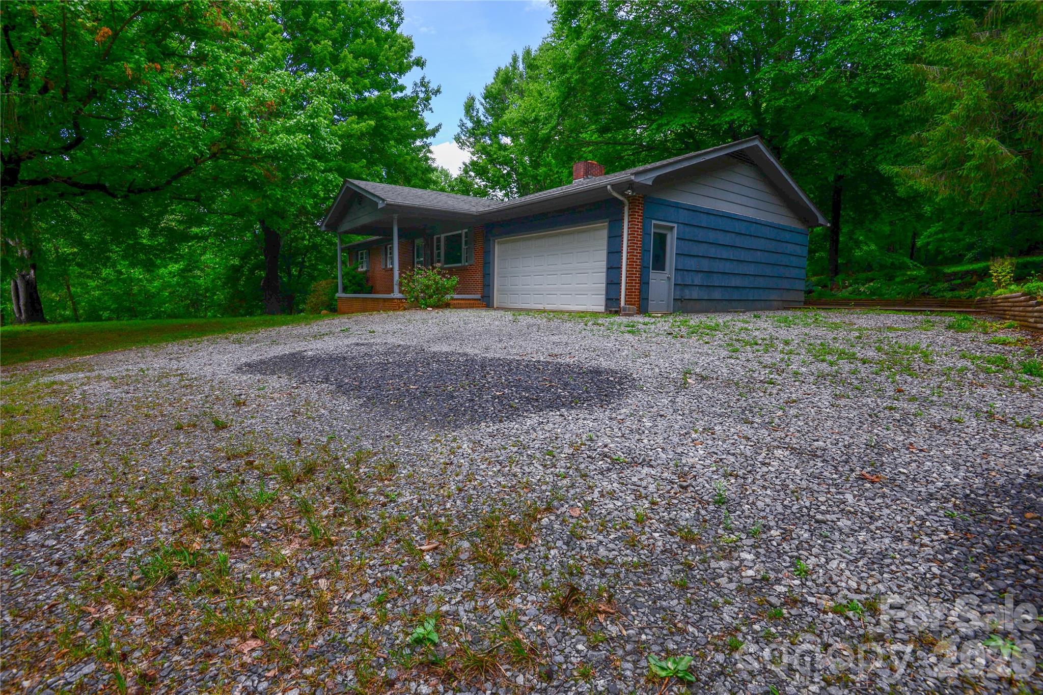 24 Sarabec Hill Road Property Photo 1