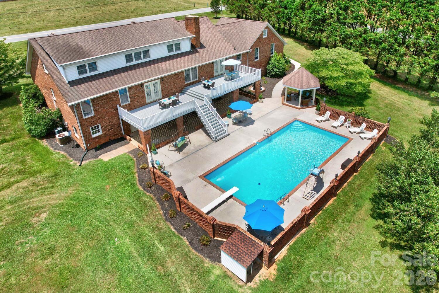 4723 Old Mountain Road Property Photo 1