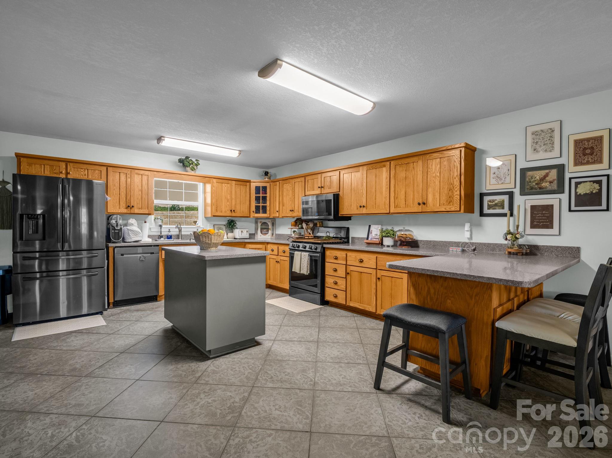 157 Cherry Ridge Drive Property Photo 3