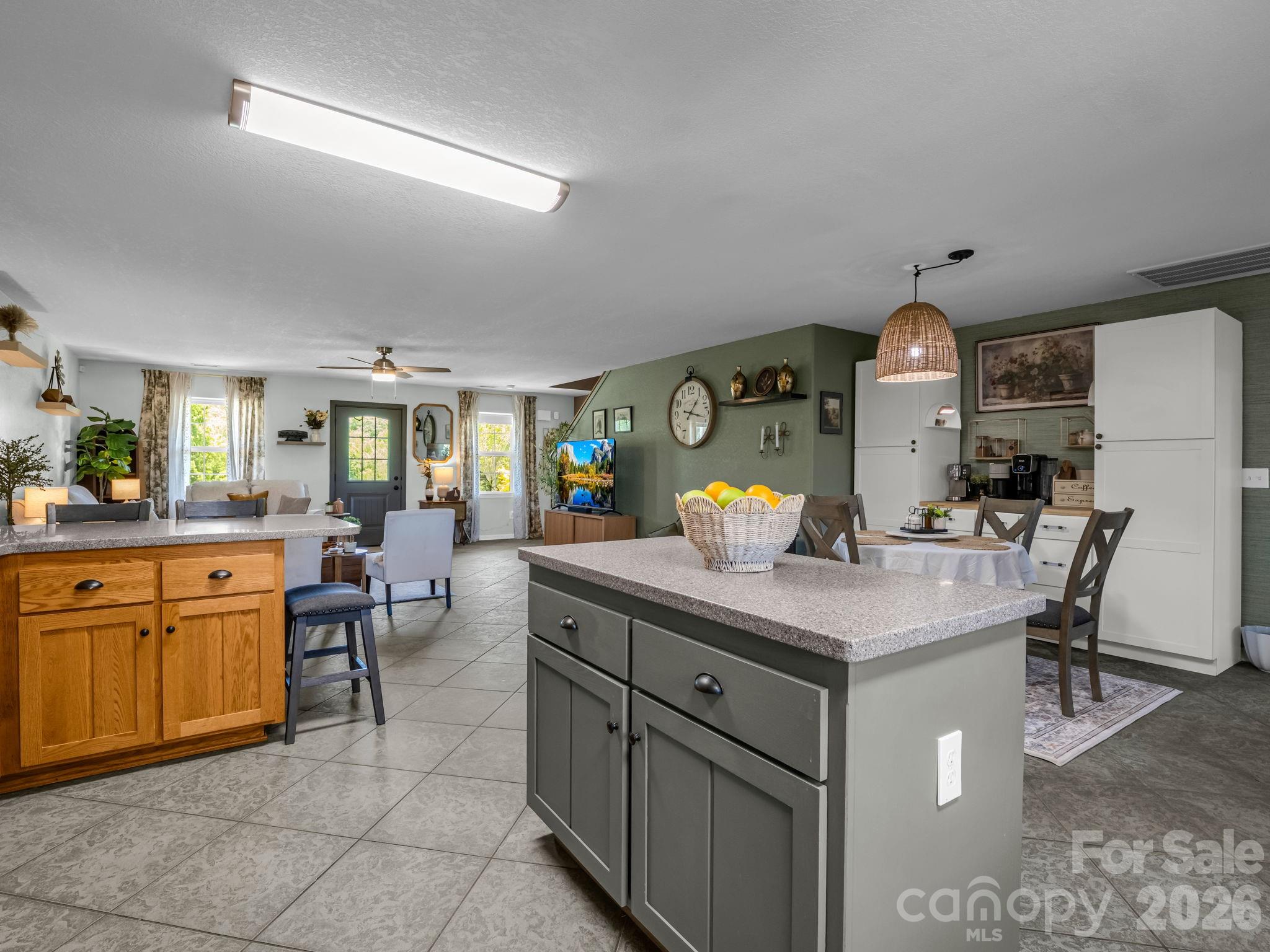 157 Cherry Ridge Drive Property Photo 12