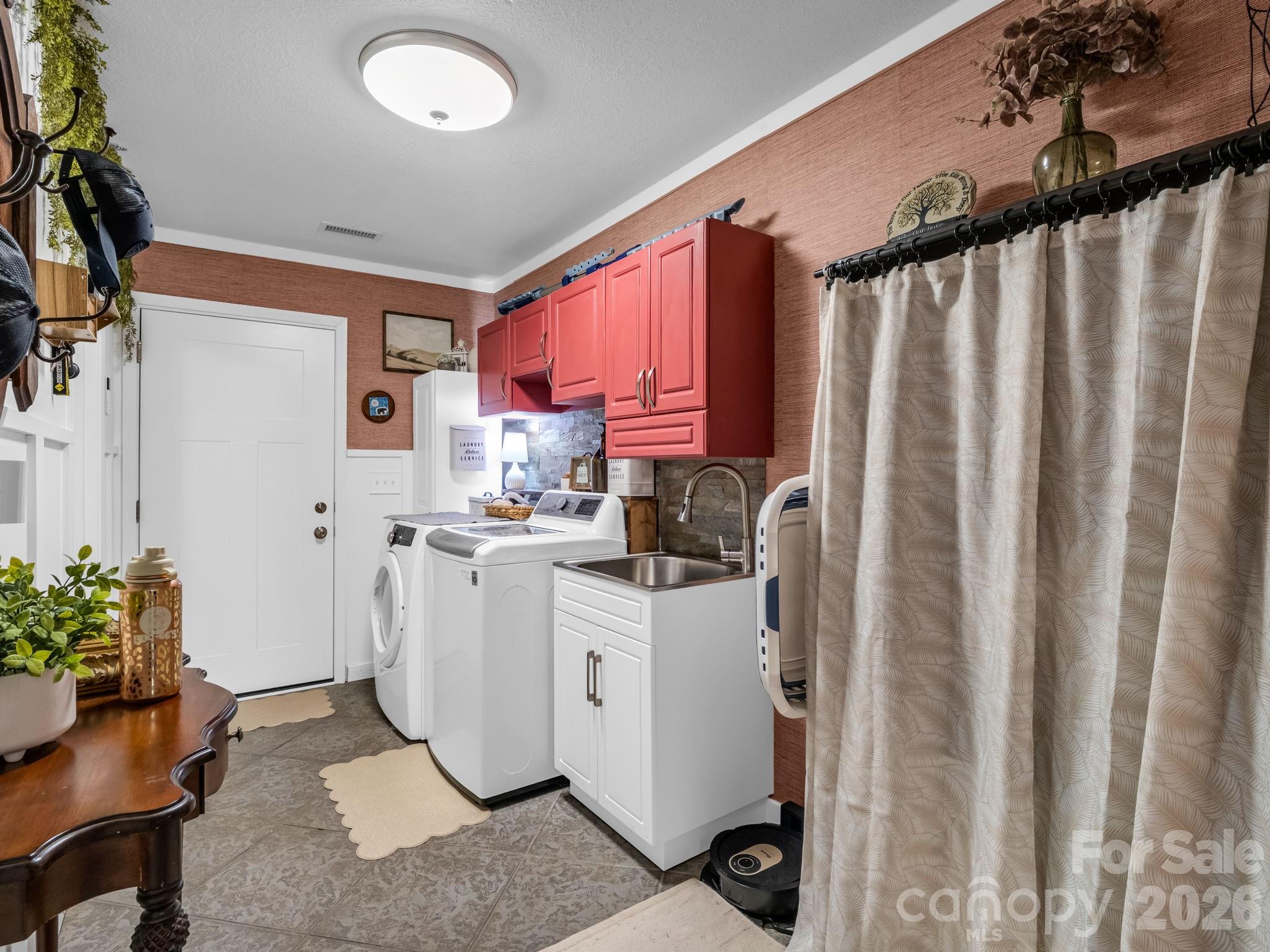 157 Cherry Ridge Drive Property Photo 24