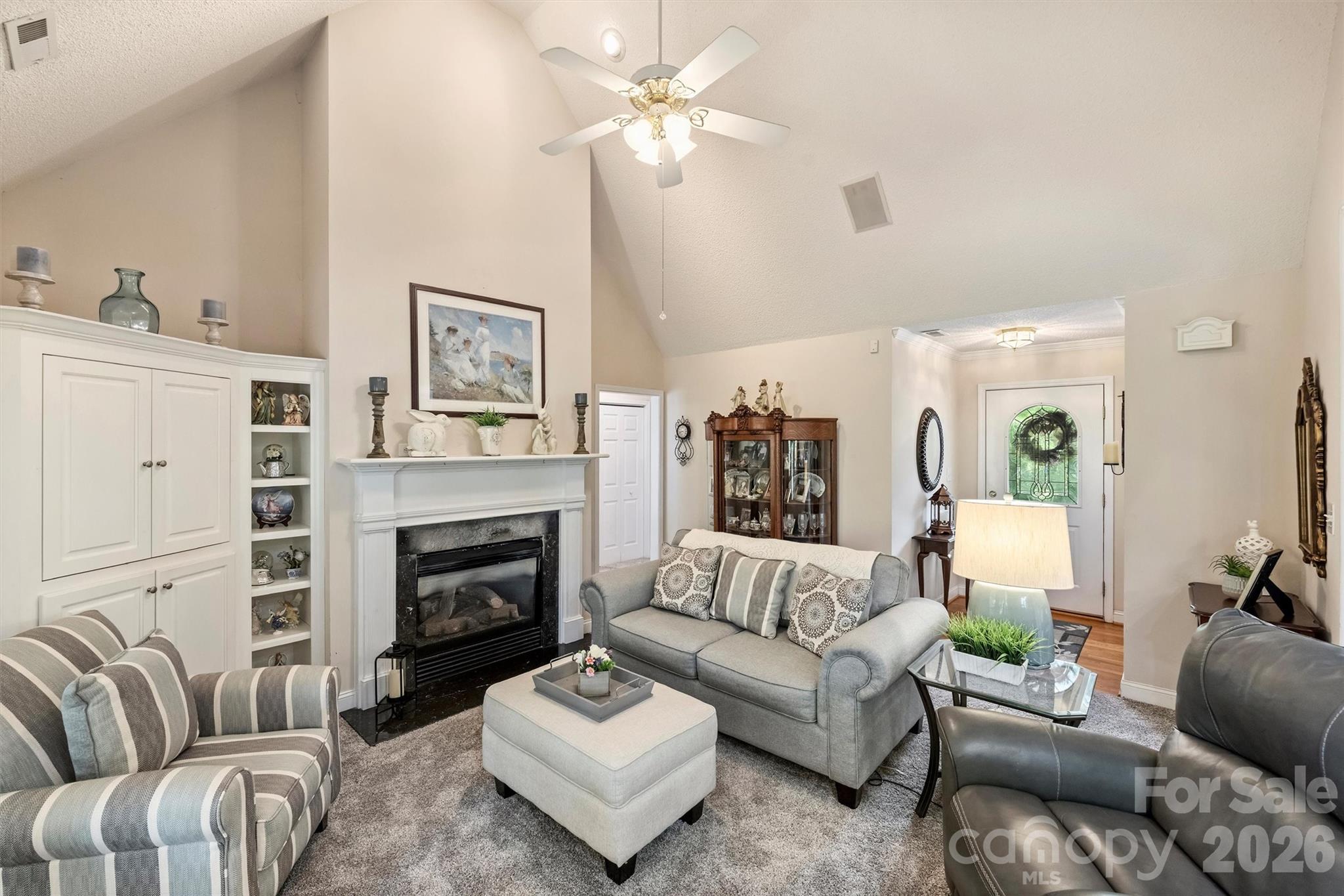 1302 Laurel Woods Drive Property Photo 8