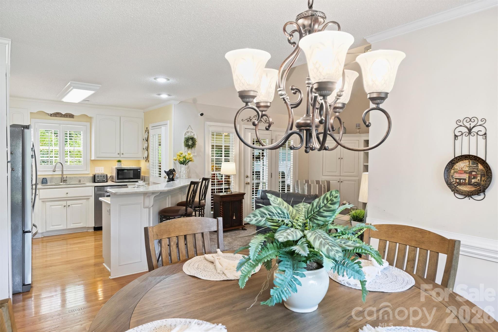 1302 Laurel Woods Drive Property Photo 15