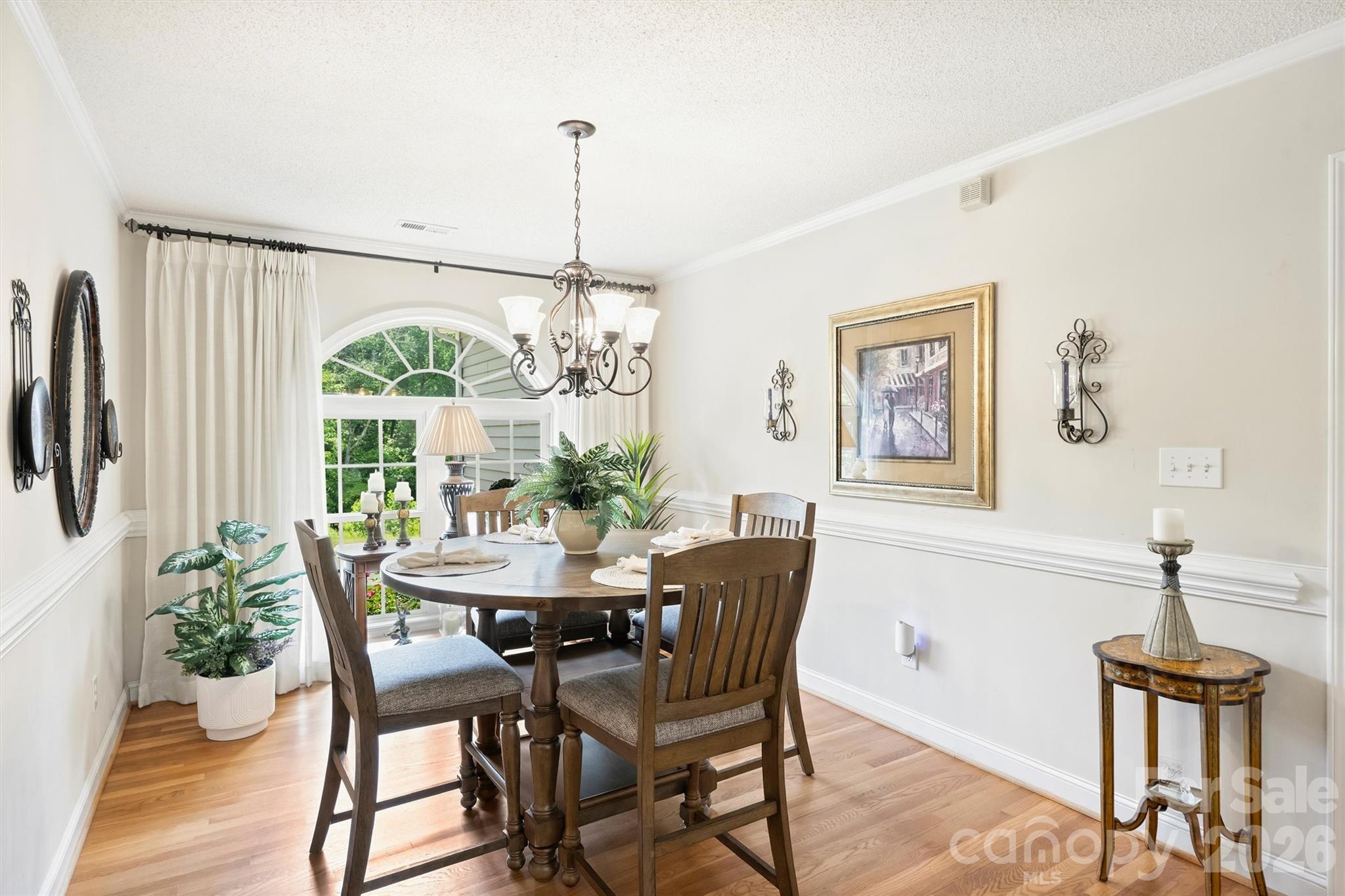 1302 Laurel Woods Drive Property Photo 17