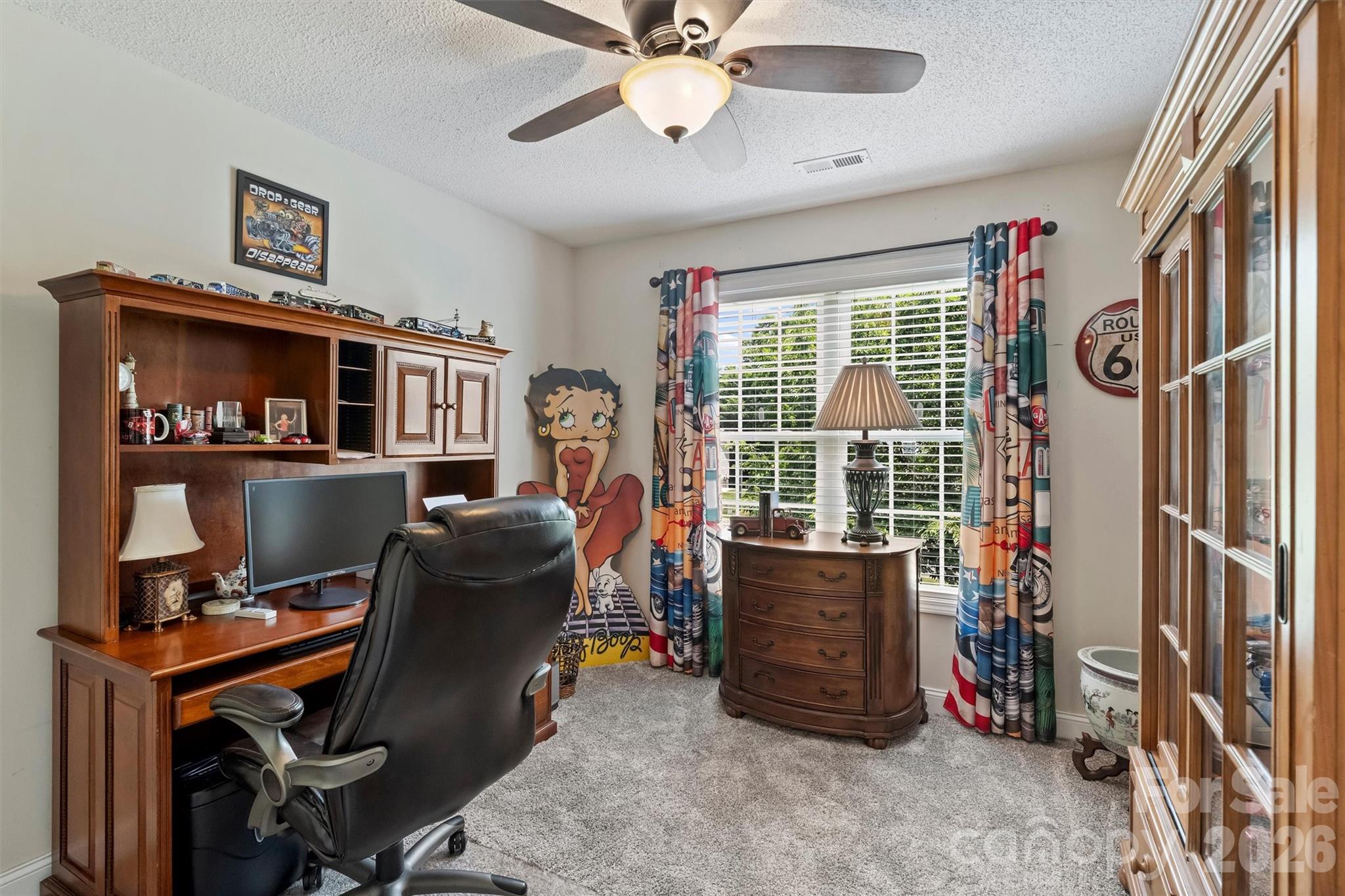 1302 Laurel Woods Drive Property Photo 25