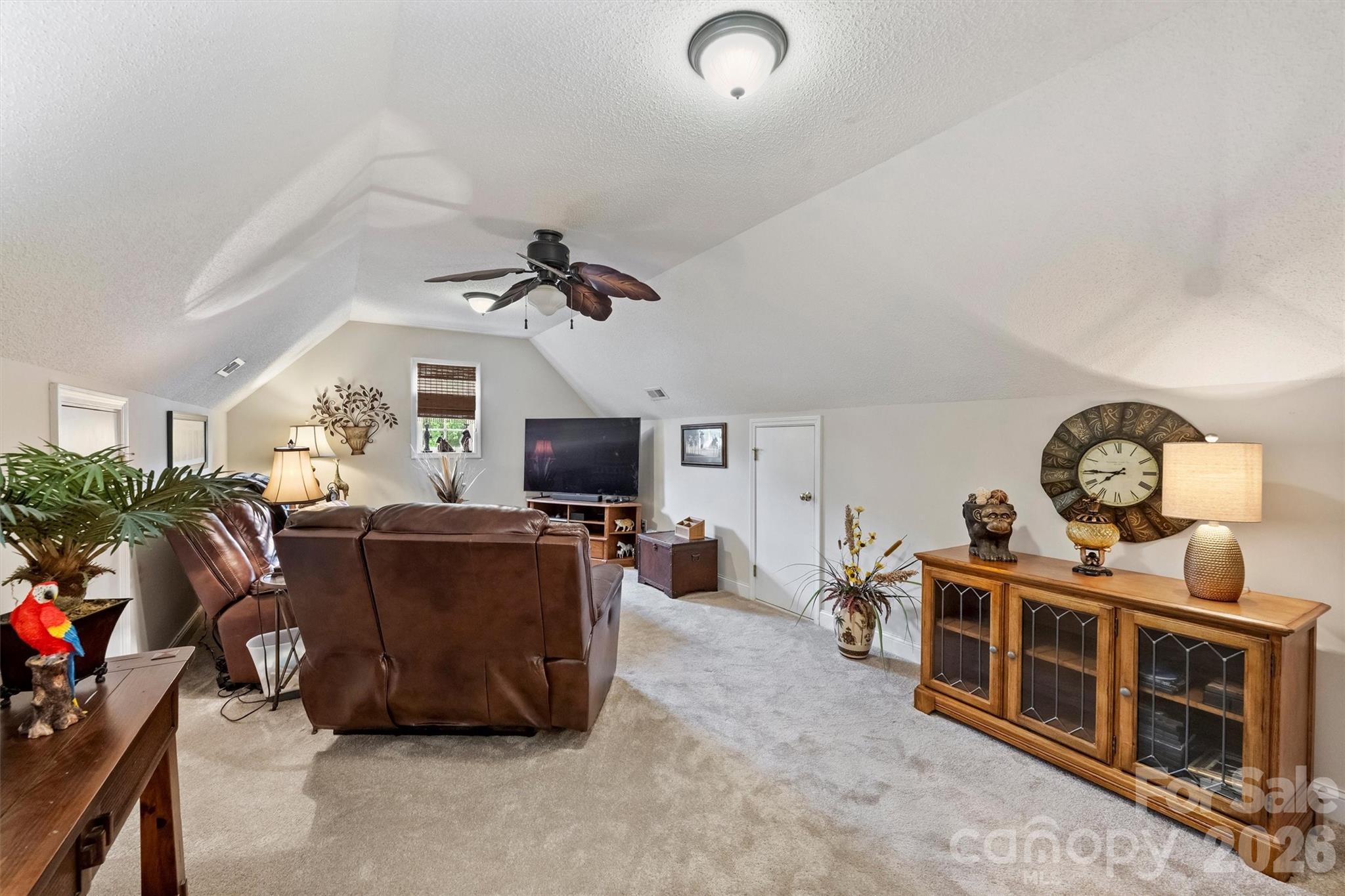 1302 Laurel Woods Drive Property Photo 32