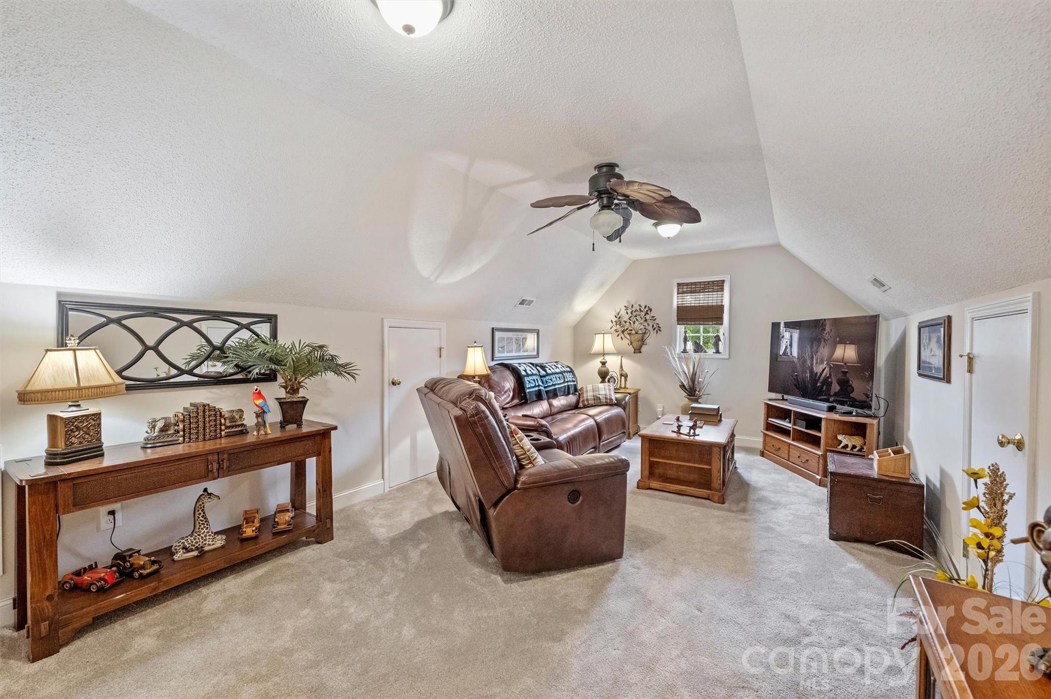 1302 Laurel Woods Drive Property Photo 33