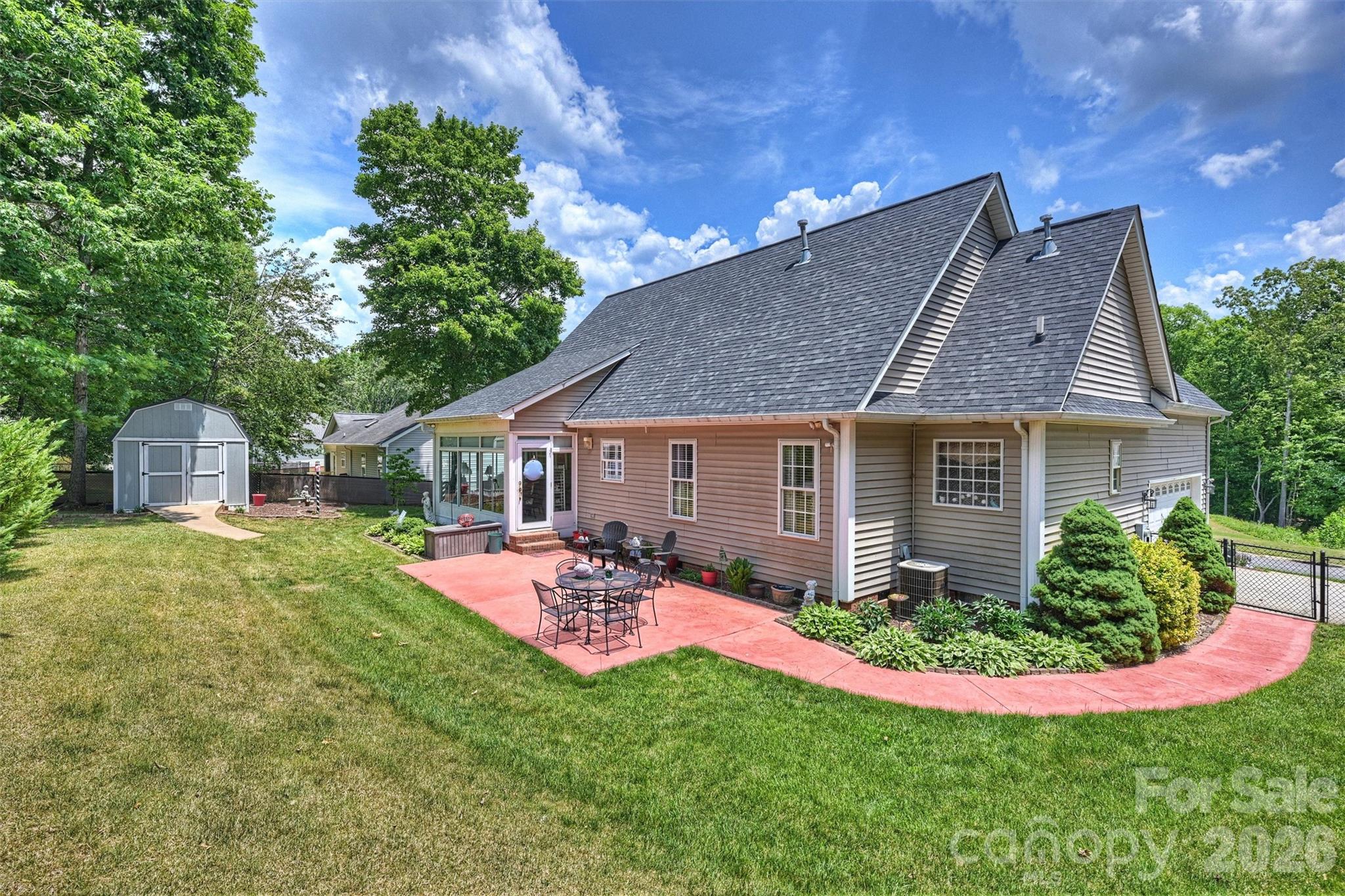 1302 Laurel Woods Drive Property Photo 42