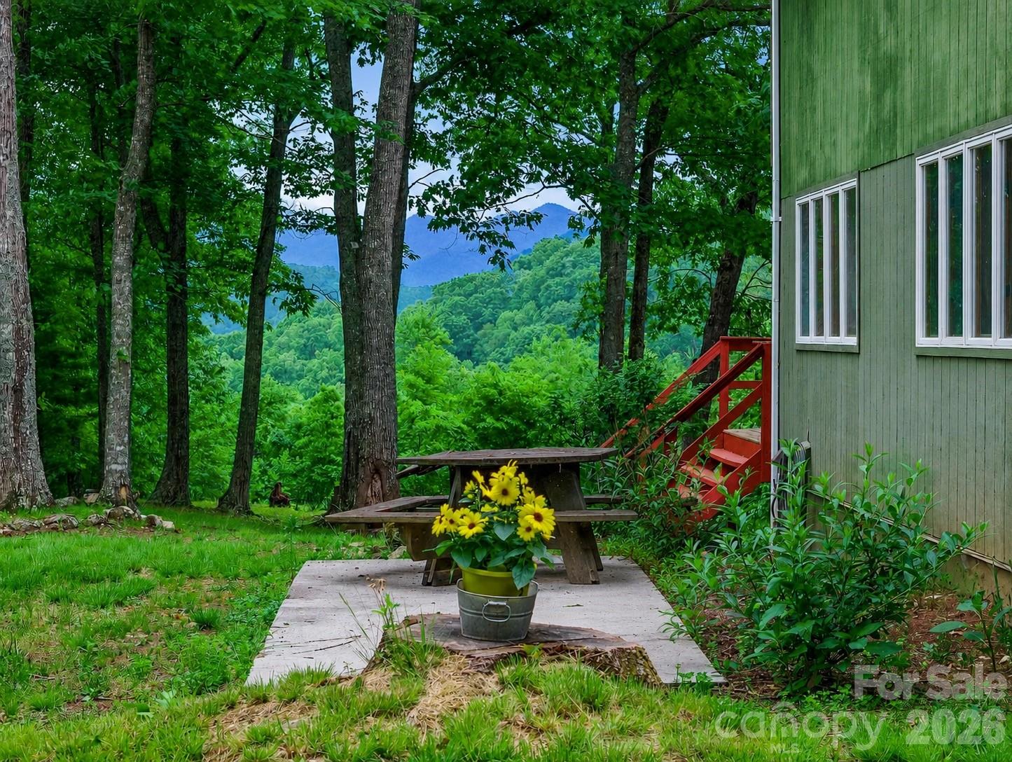 820 Wild Rose Lane Property Photo 1