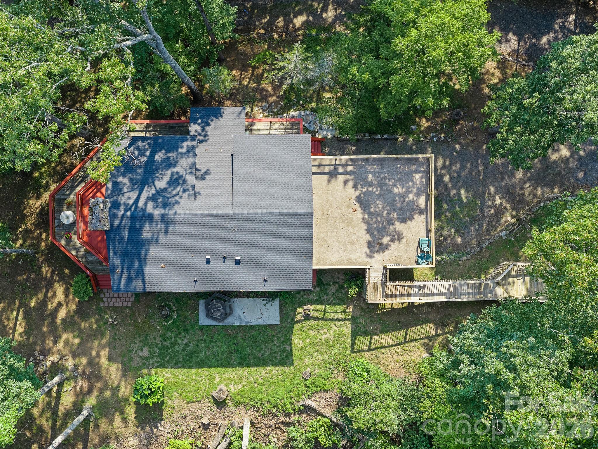 820 Wild Rose Lane Property Photo 2
