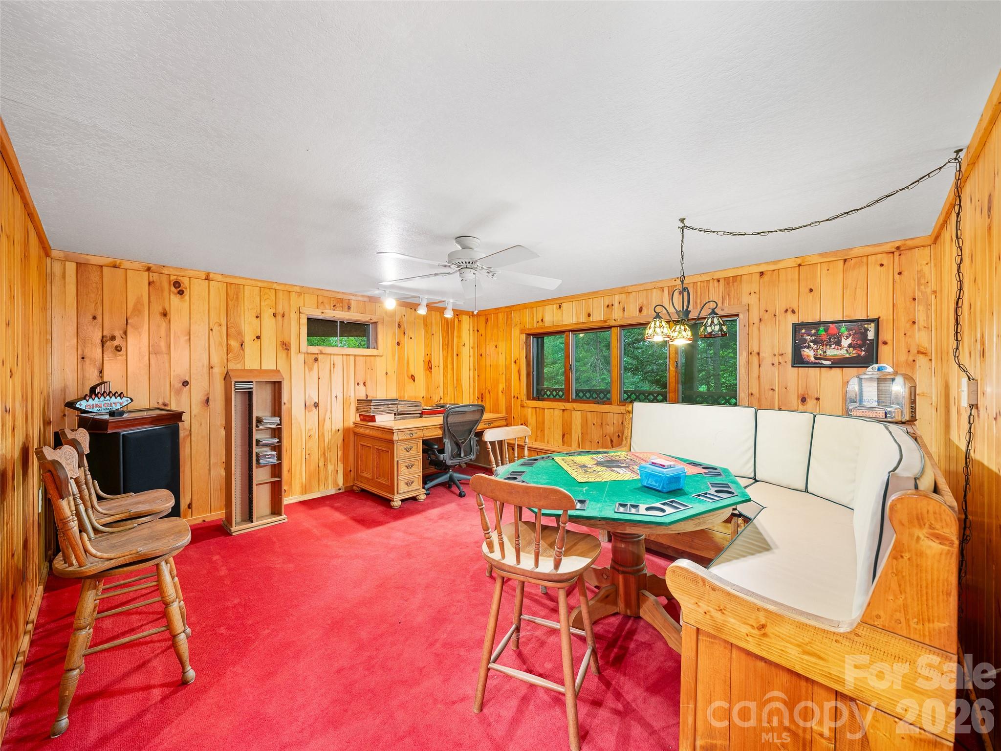 820 Wild Rose Lane Property Photo 29