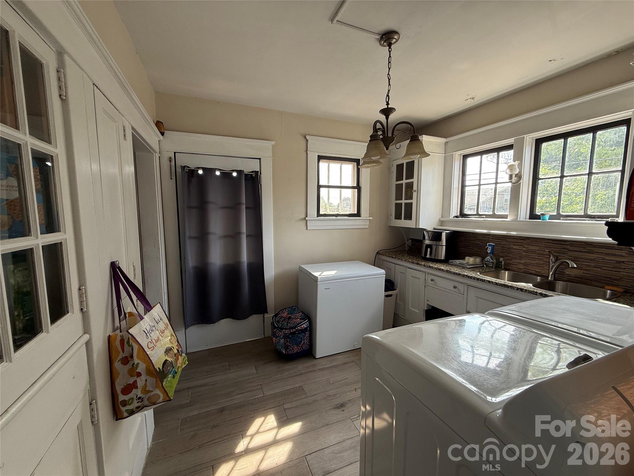 125 N Caldwell Street Property Photo 17
