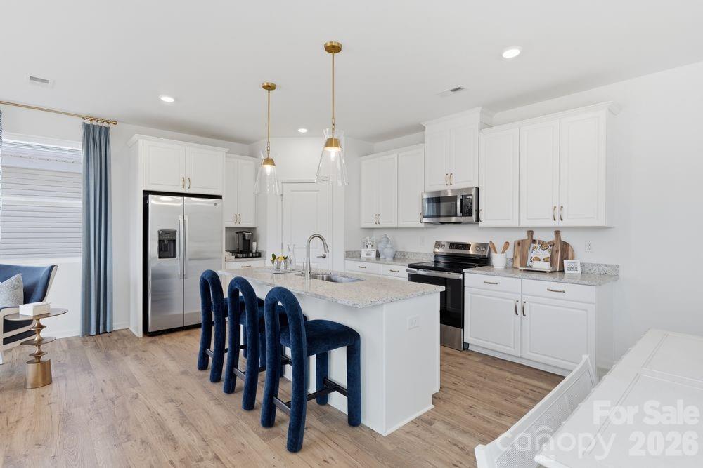 409 Silver Birch Court Property Photo 8