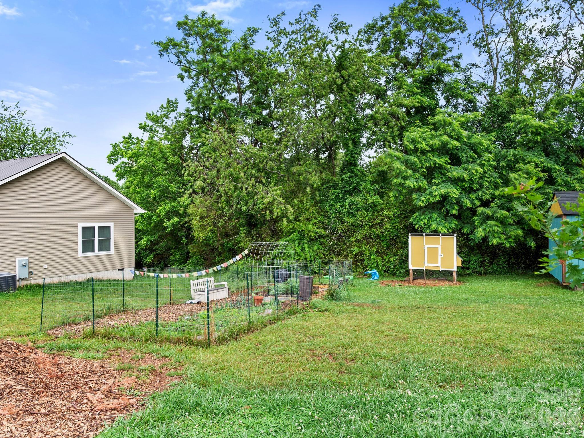 108 Split Rail Drive Extension Property Photo 15