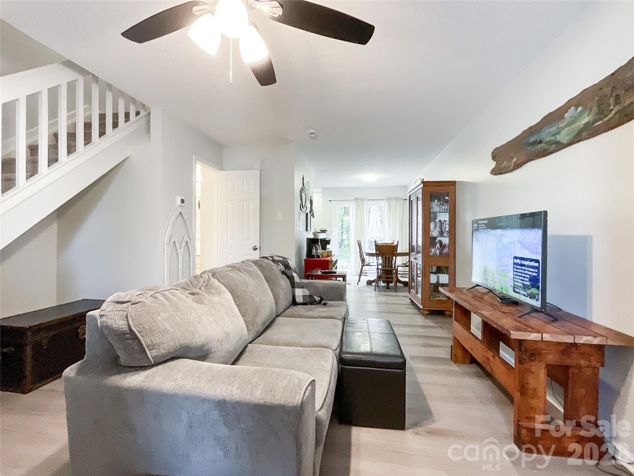 7841 Petrea Lane 3303 Property Photo 6
