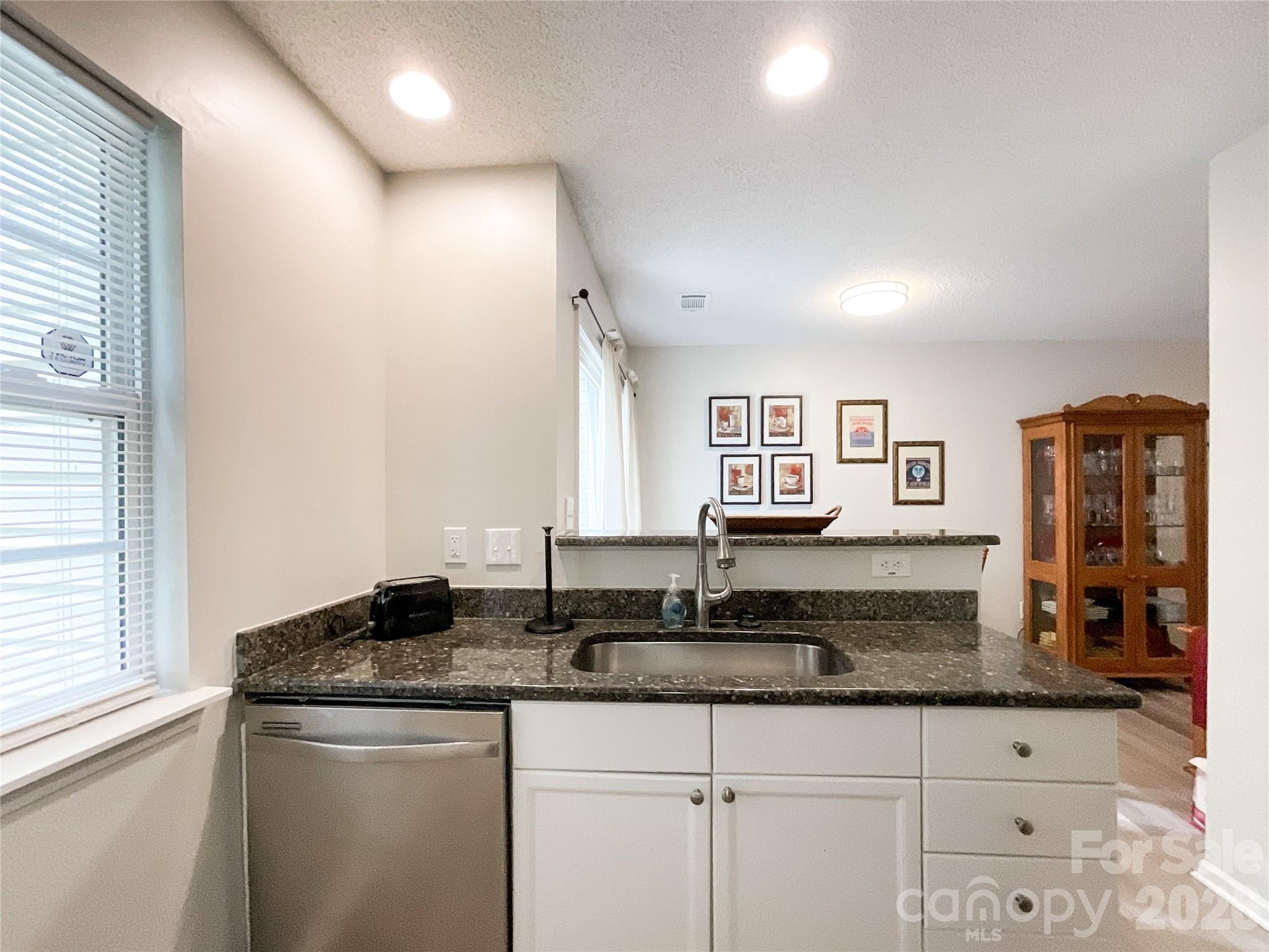 7841 Petrea Lane 3303 Property Photo 14