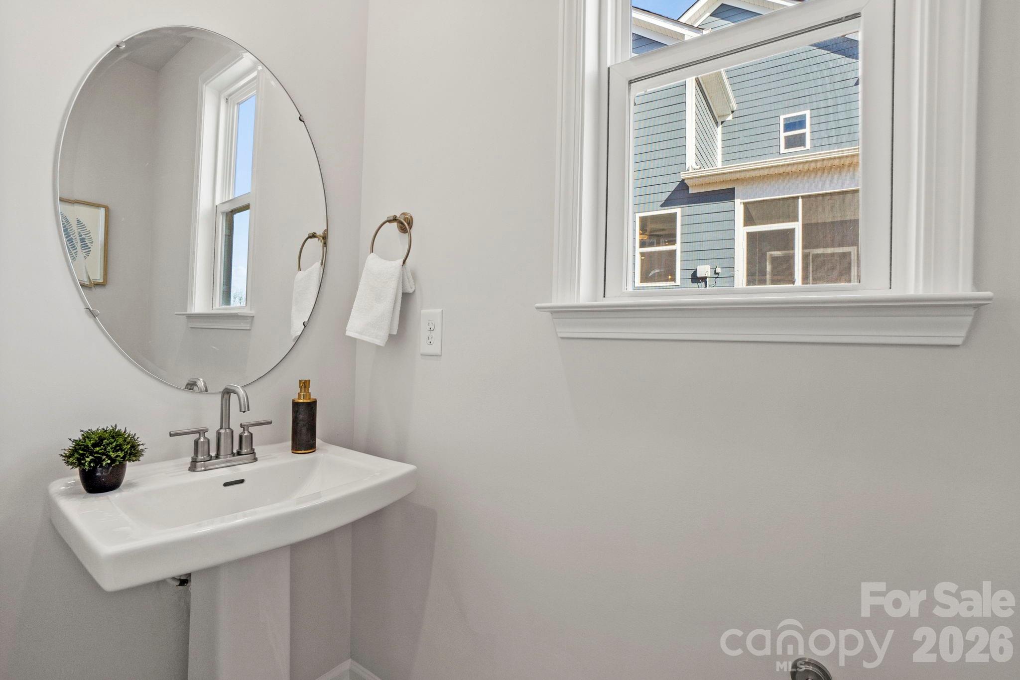 403 Silver Birch Court Property Photo 8