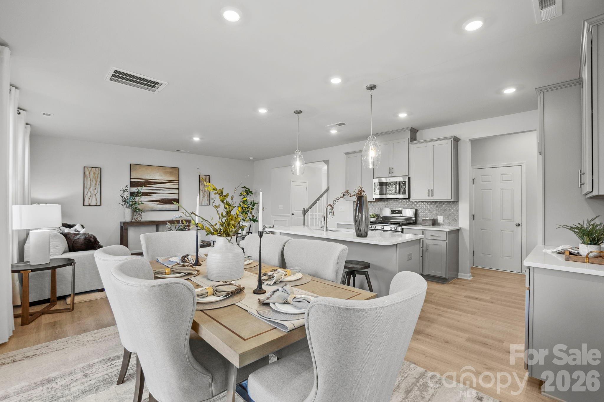 403 Silver Birch Court Property Photo 12
