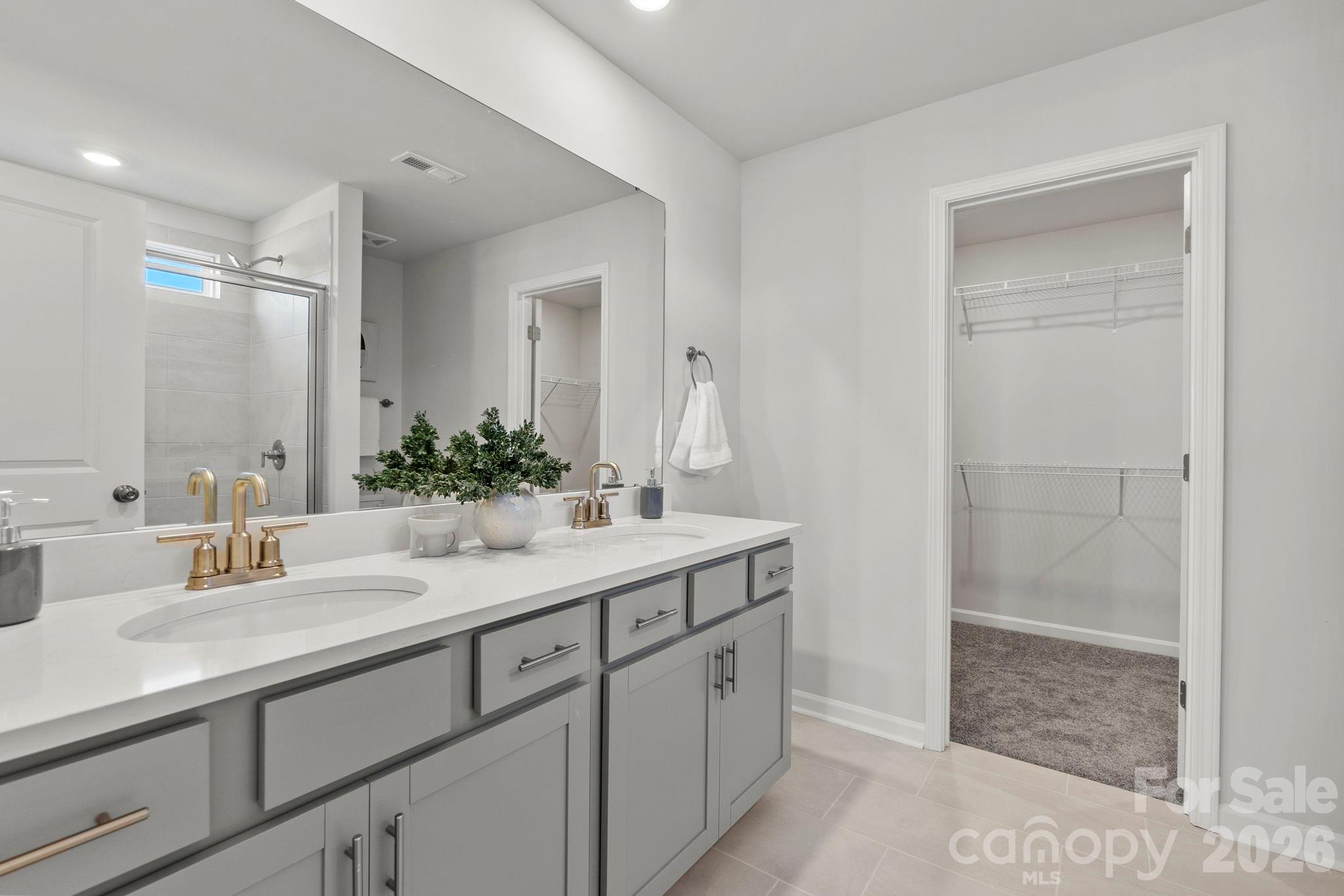 403 Silver Birch Court Property Photo 17