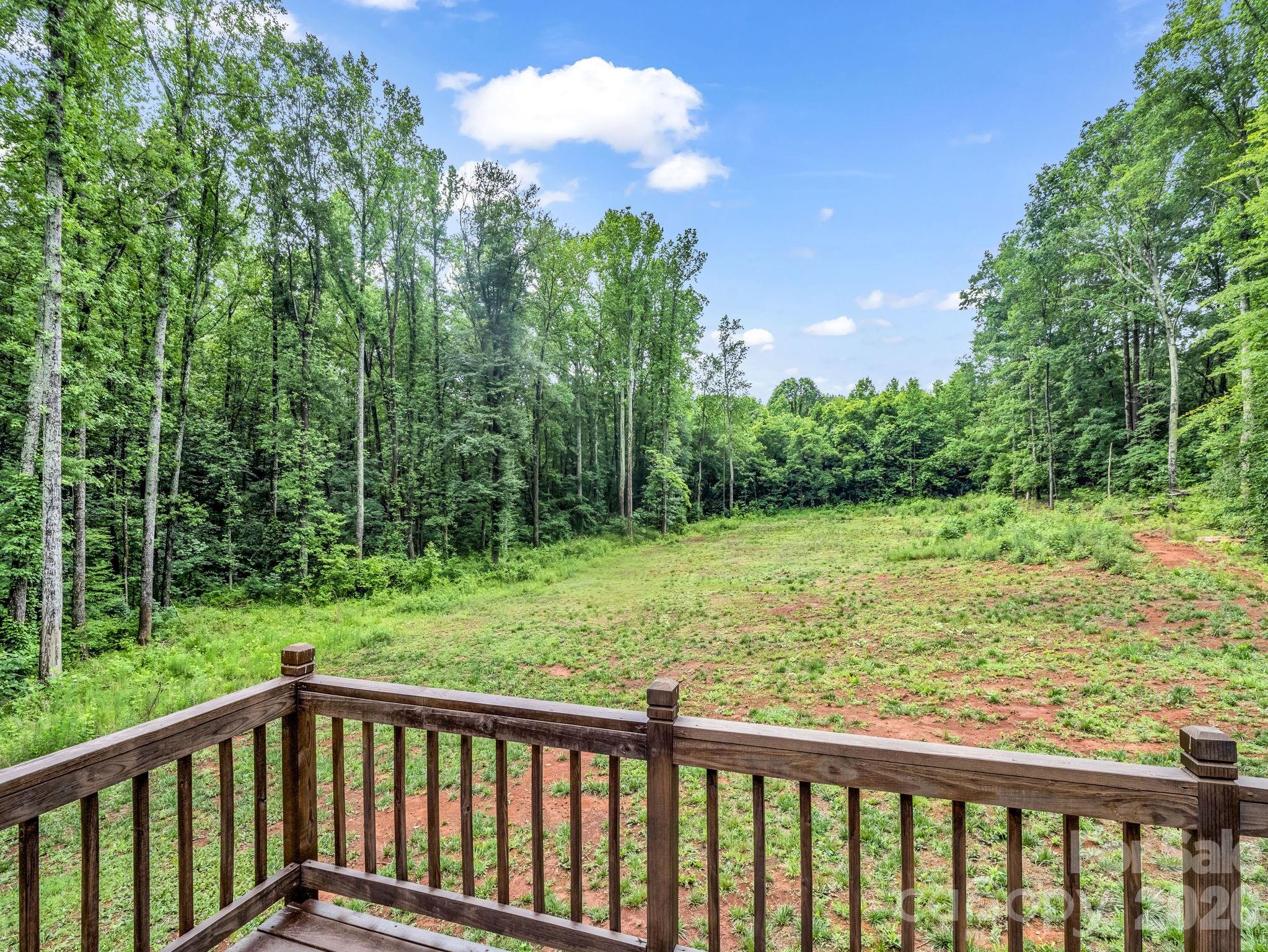 905 Rolling Road Property Photo 7