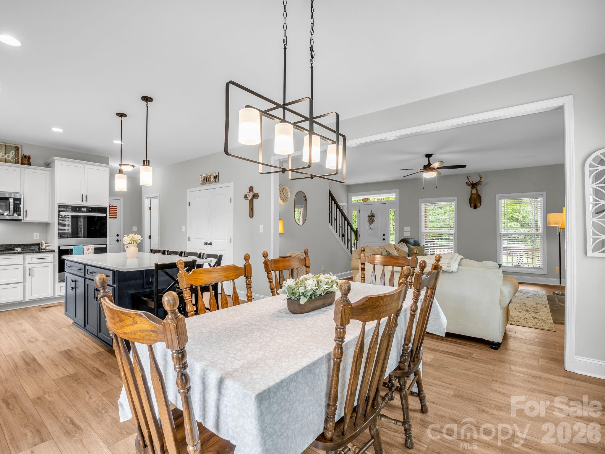 905 Rolling Road Property Photo 19