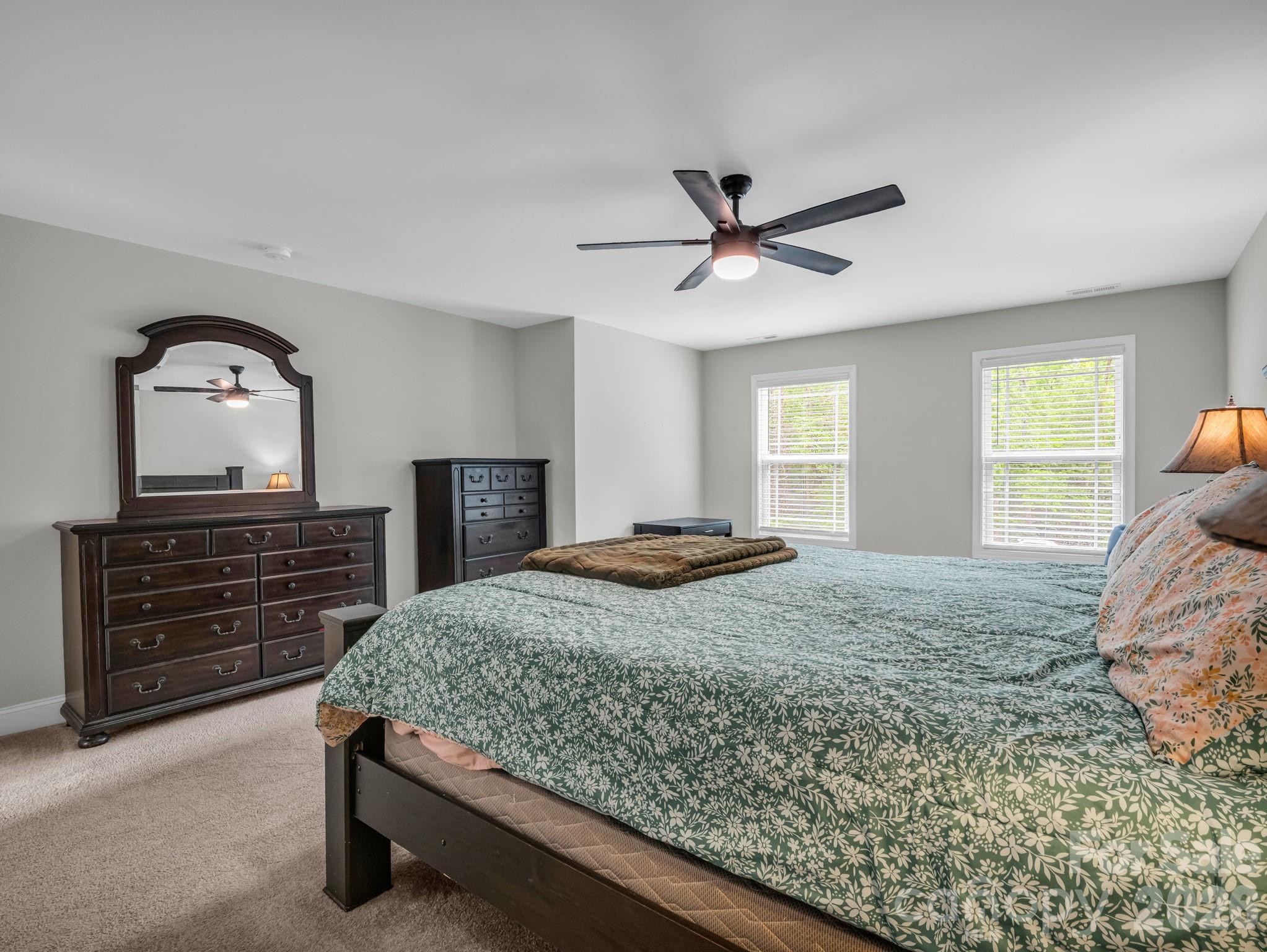 905 Rolling Road Property Photo 26