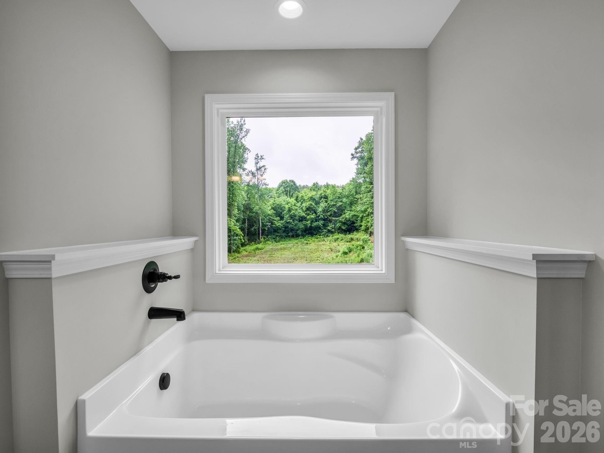 905 Rolling Road Property Photo 29