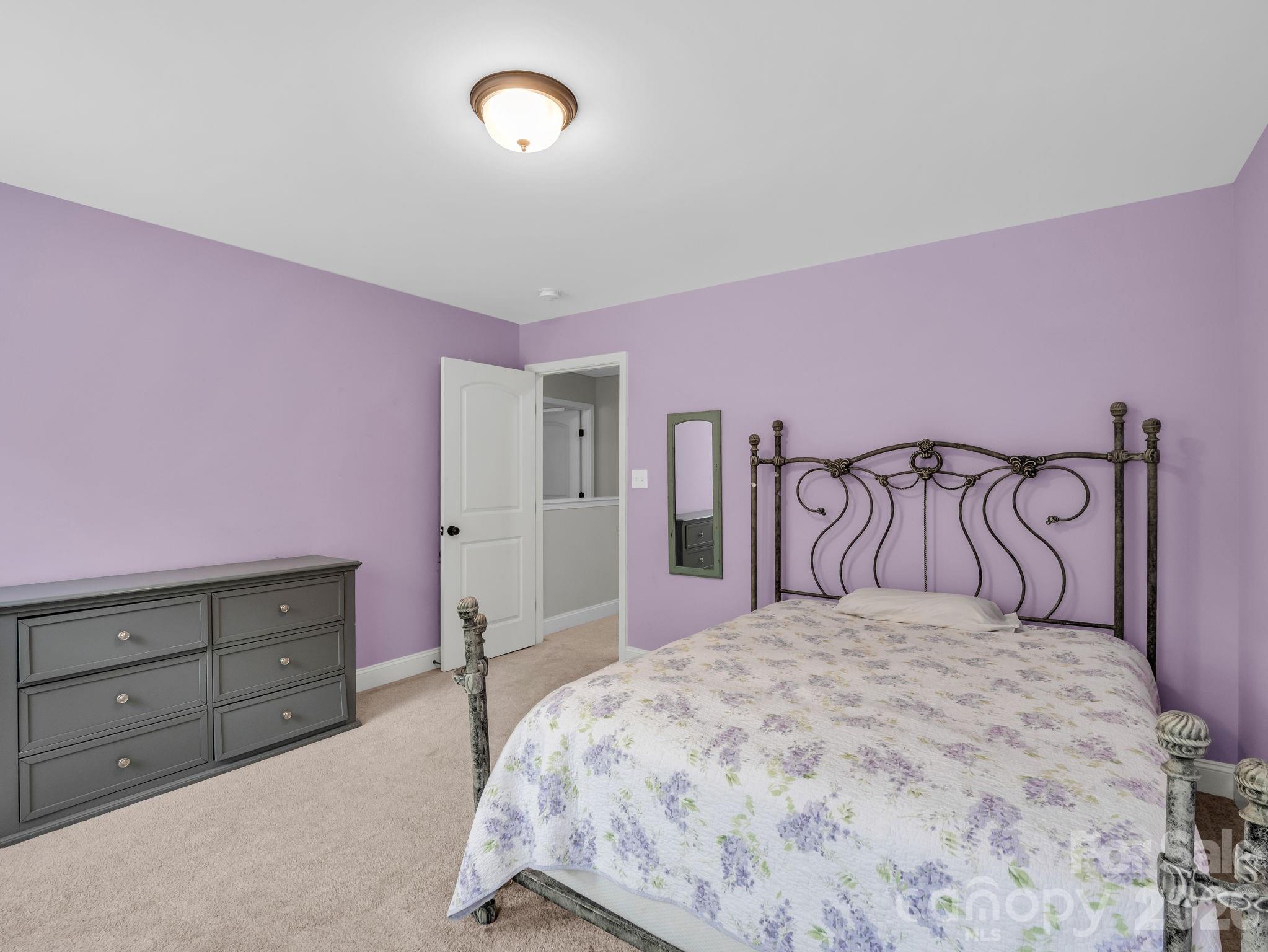 905 Rolling Road Property Photo 32