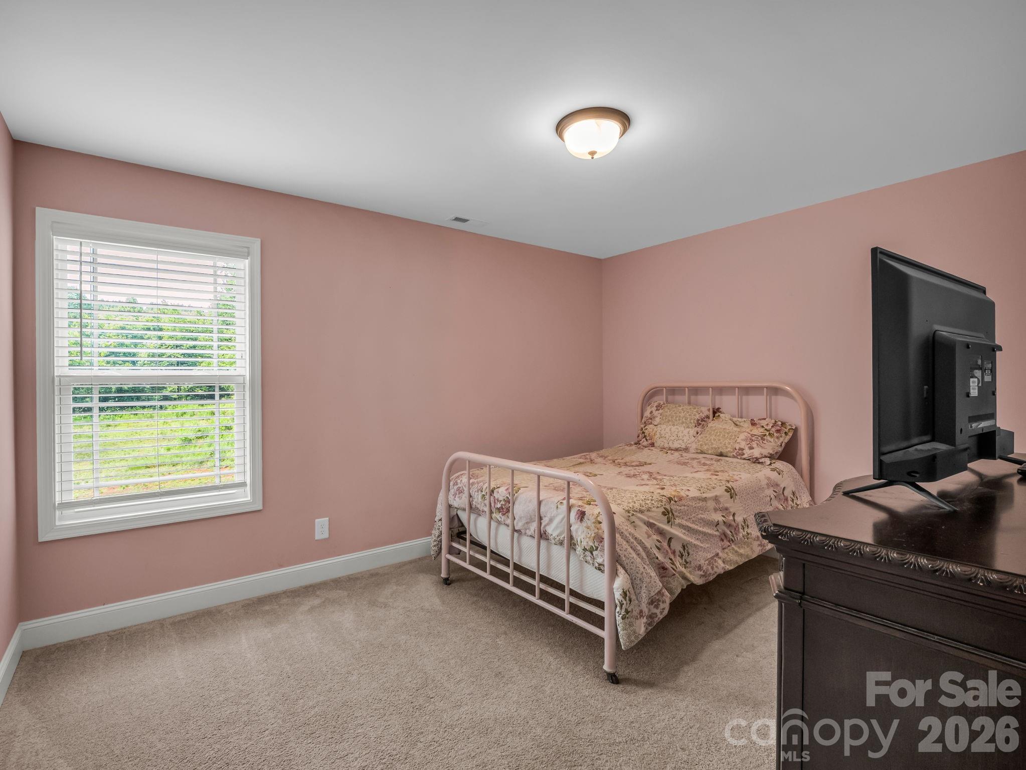 905 Rolling Road Property Photo 33