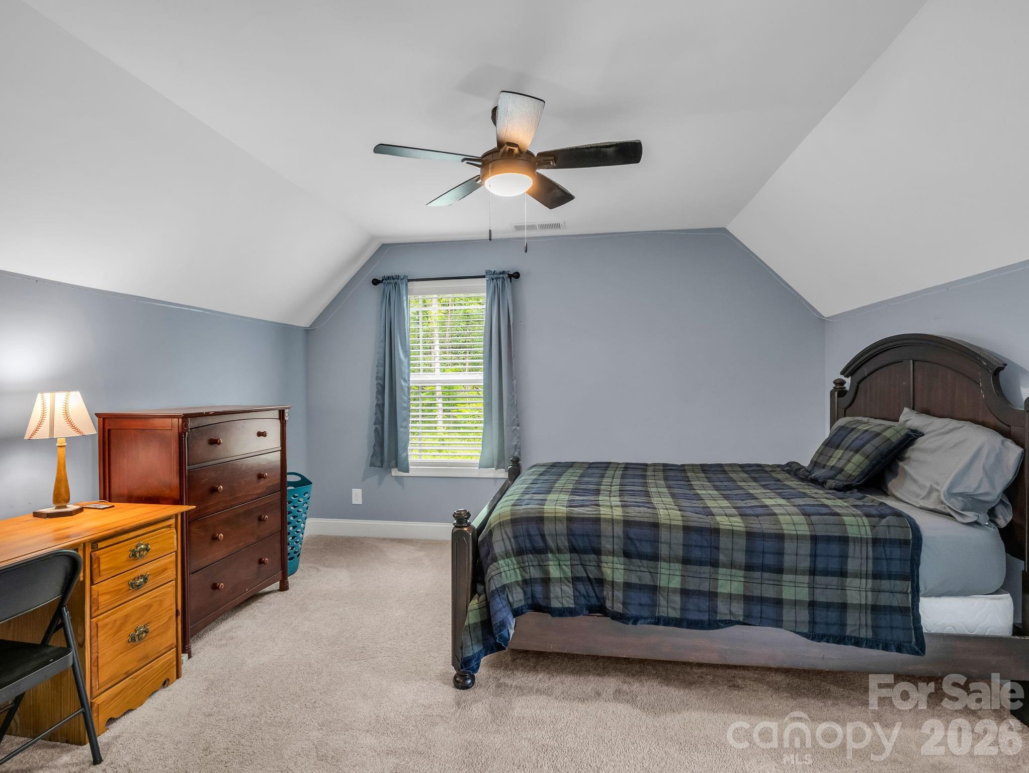 905 Rolling Road Property Photo 35