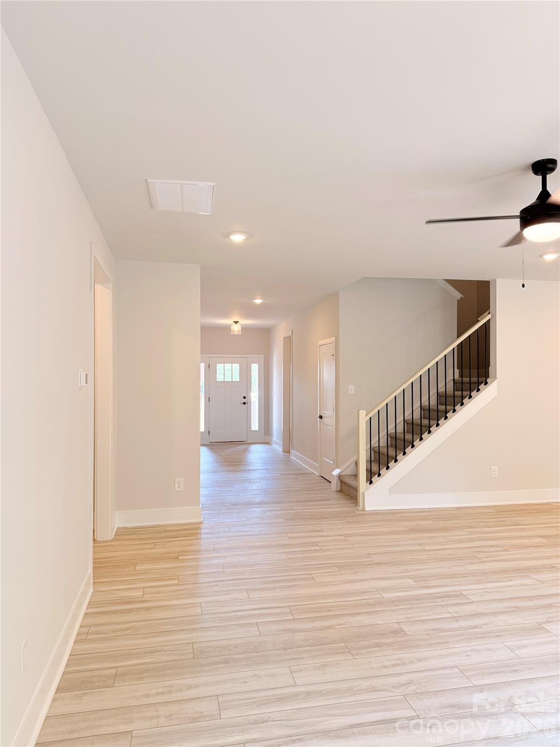 214 Imperial Way 7a Property Photo 8