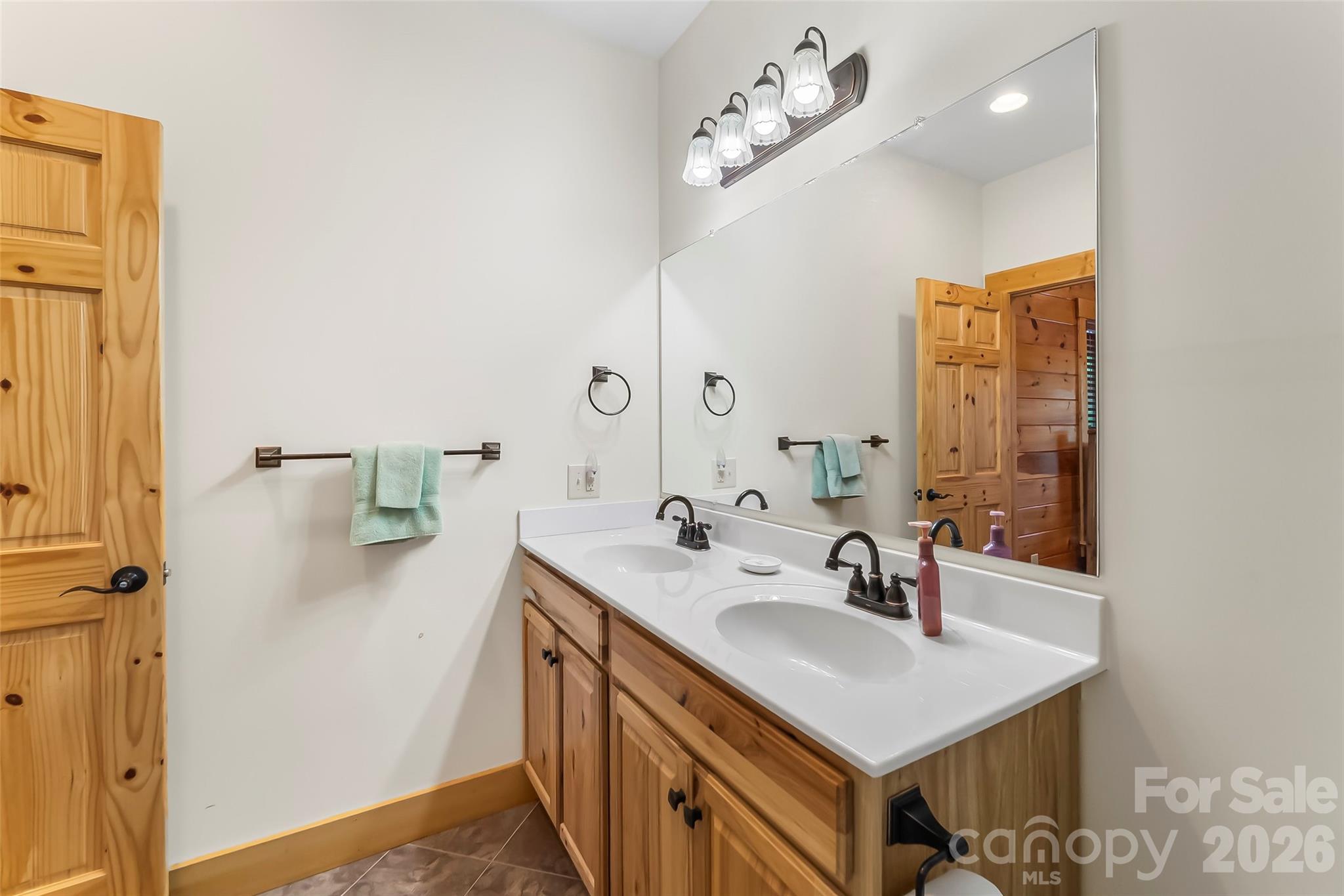 122 Azule Ridge Drive Property Photo 24
