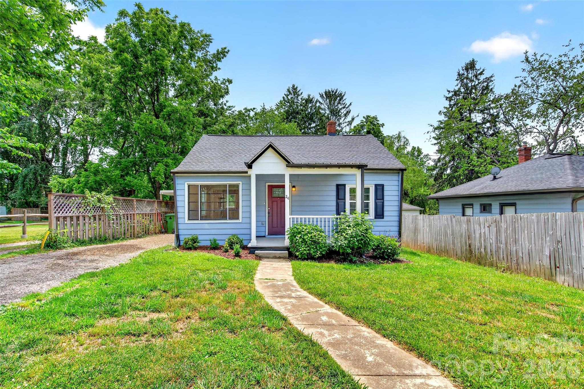 24 Dallas Street Property Photo 4