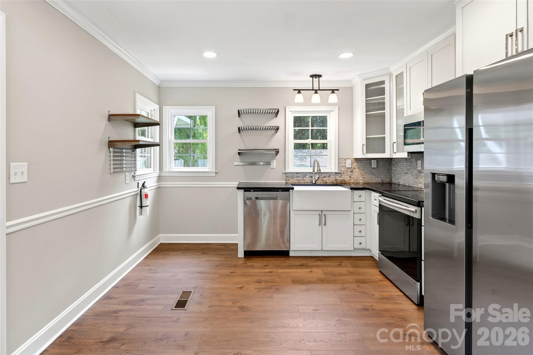 24 Dallas Street Property Photo 9