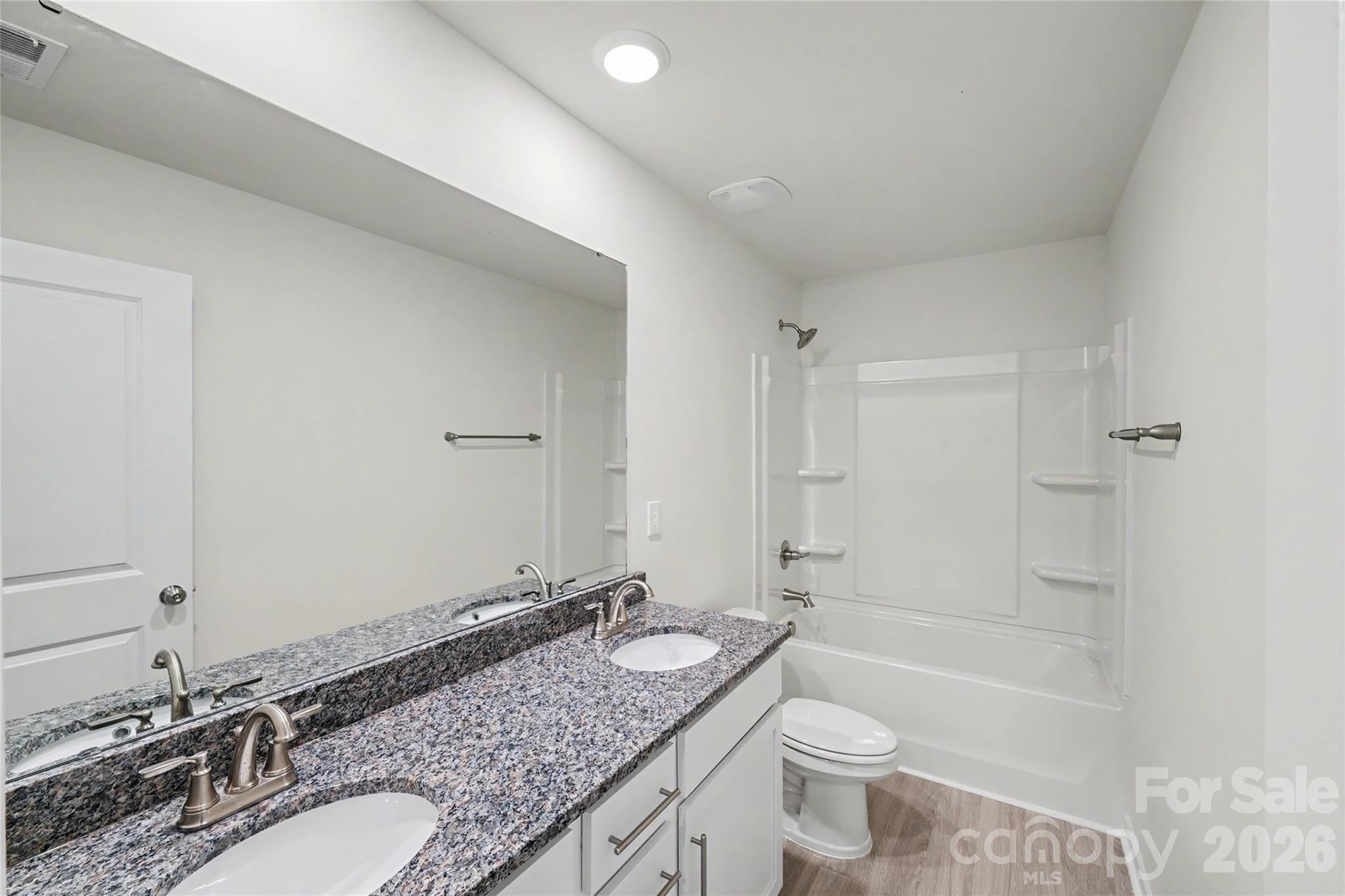 4424 Mountain Creek Road Property Photo 5