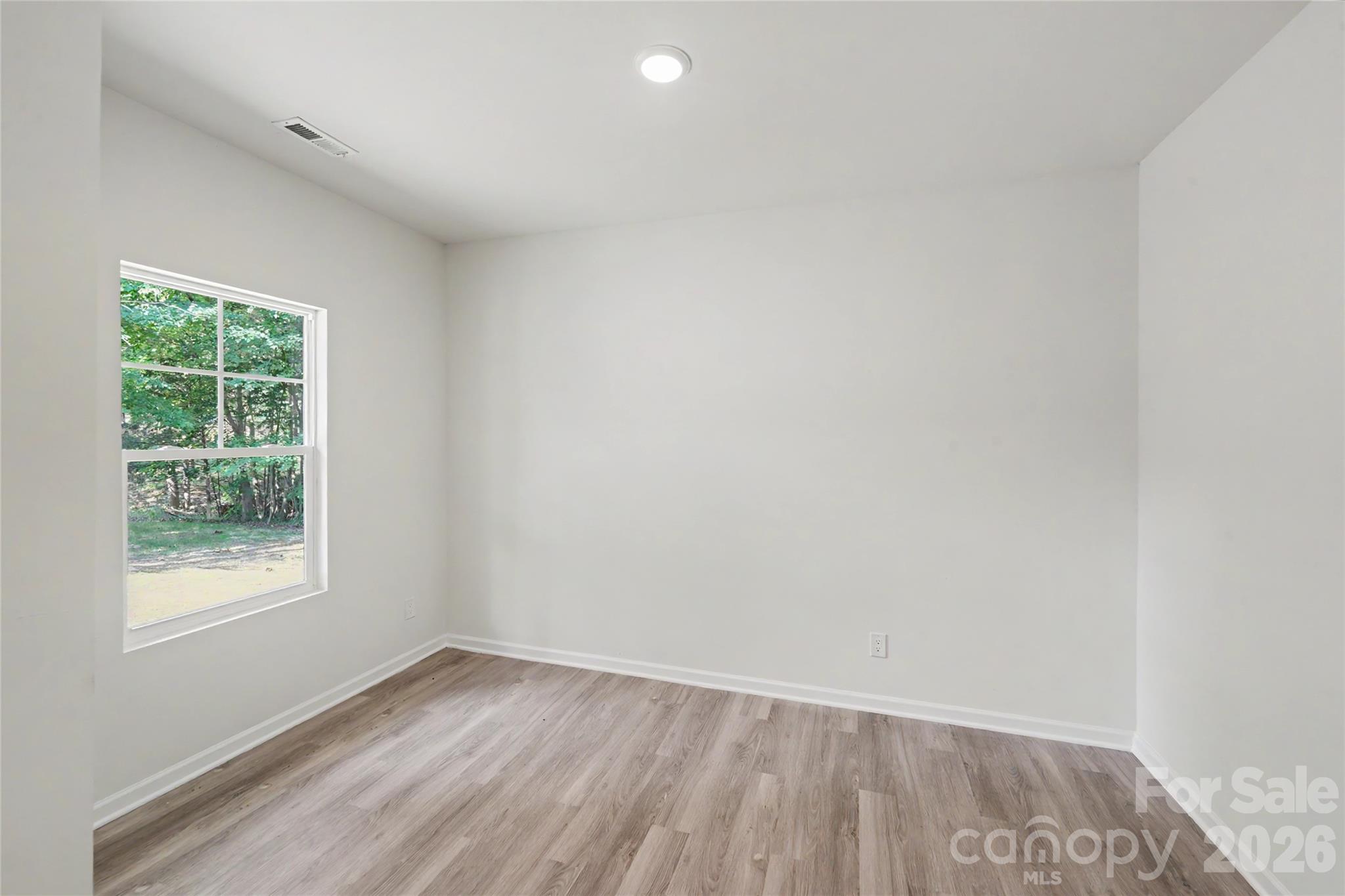 4424 Mountain Creek Road Property Photo 8