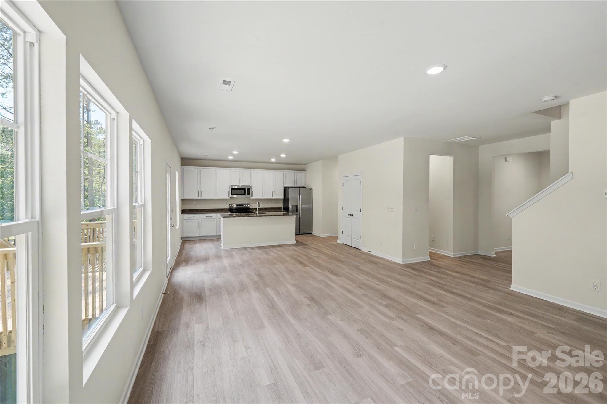 4424 Mountain Creek Road Property Photo 14