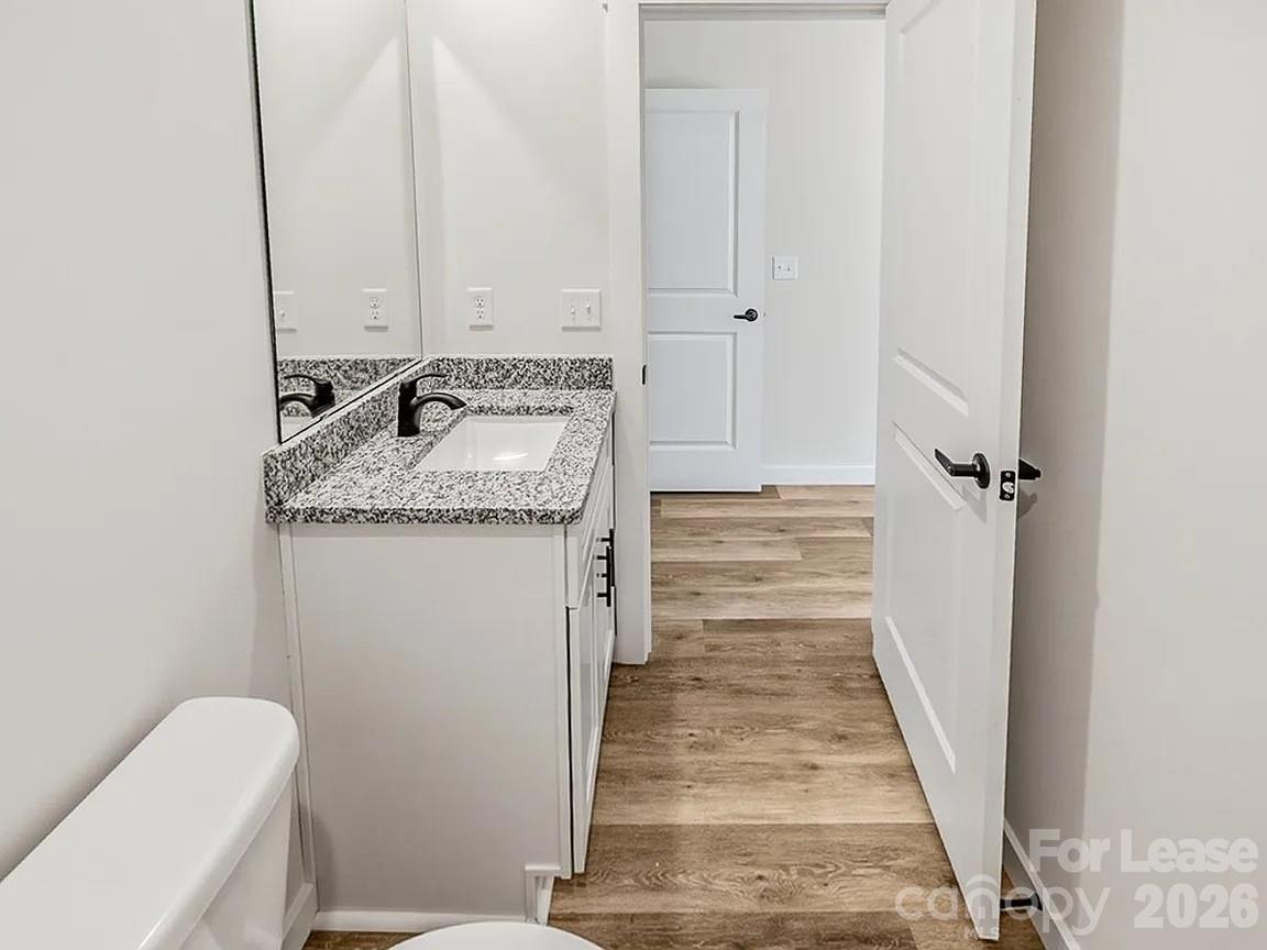 255/257/259 Vanderbilt Road Property Photo 18