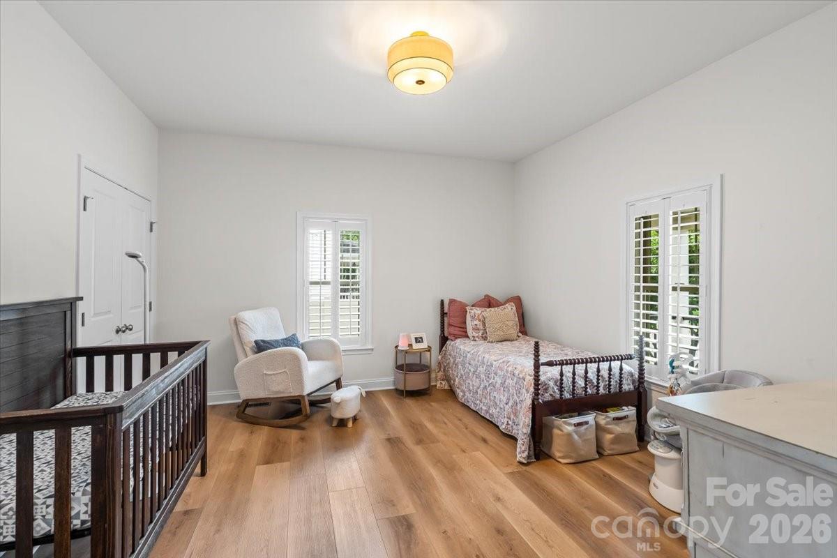 298 Kerr Street Property Photo 18