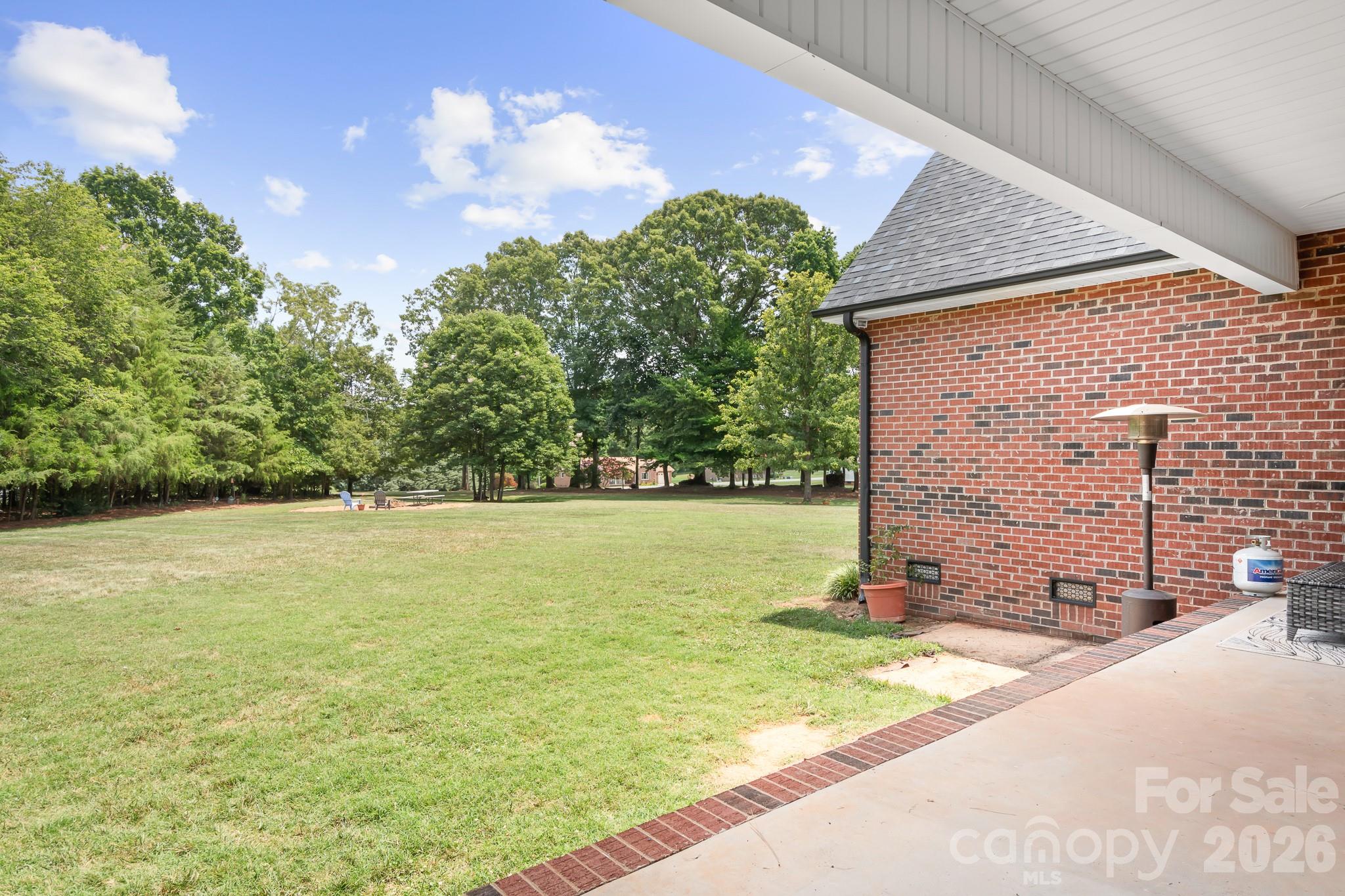 4380 Woodsbury Lane Property Photo 27