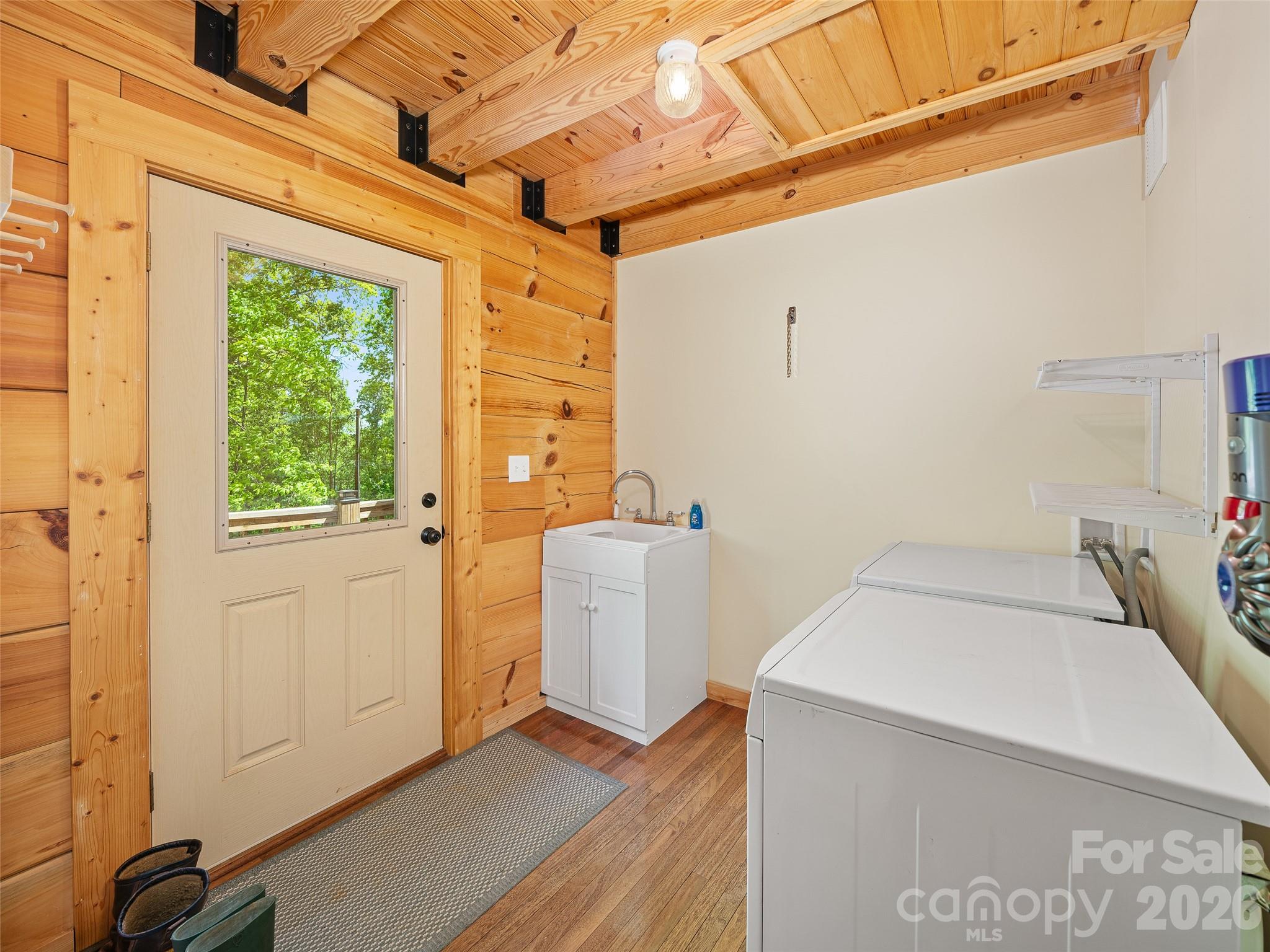 483 Birdie Lane Property Photo 25